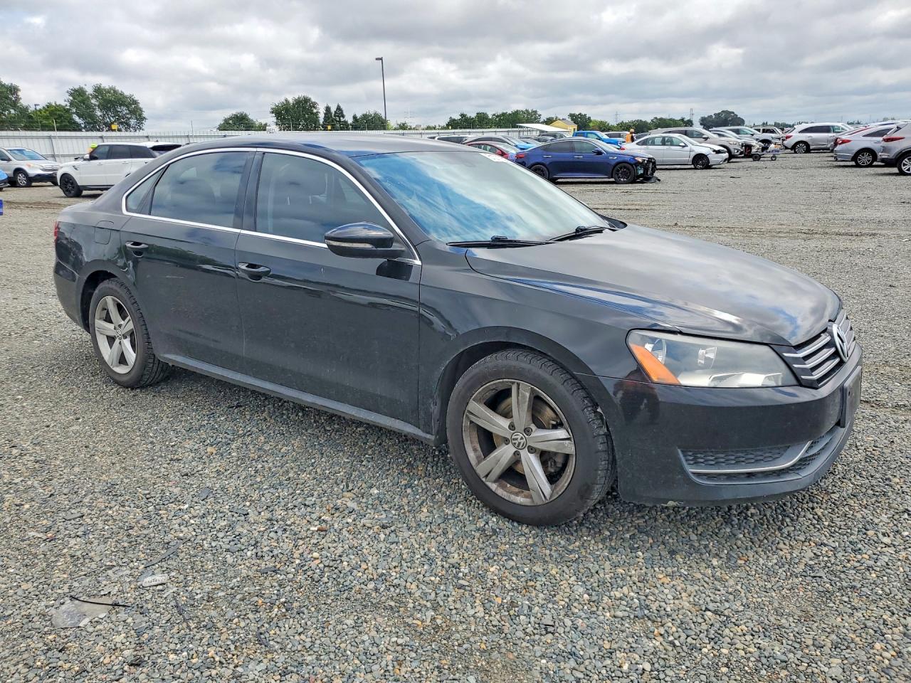 2012 Volkswagen Passat Se Black vin: 1VWBP7A39CC059103