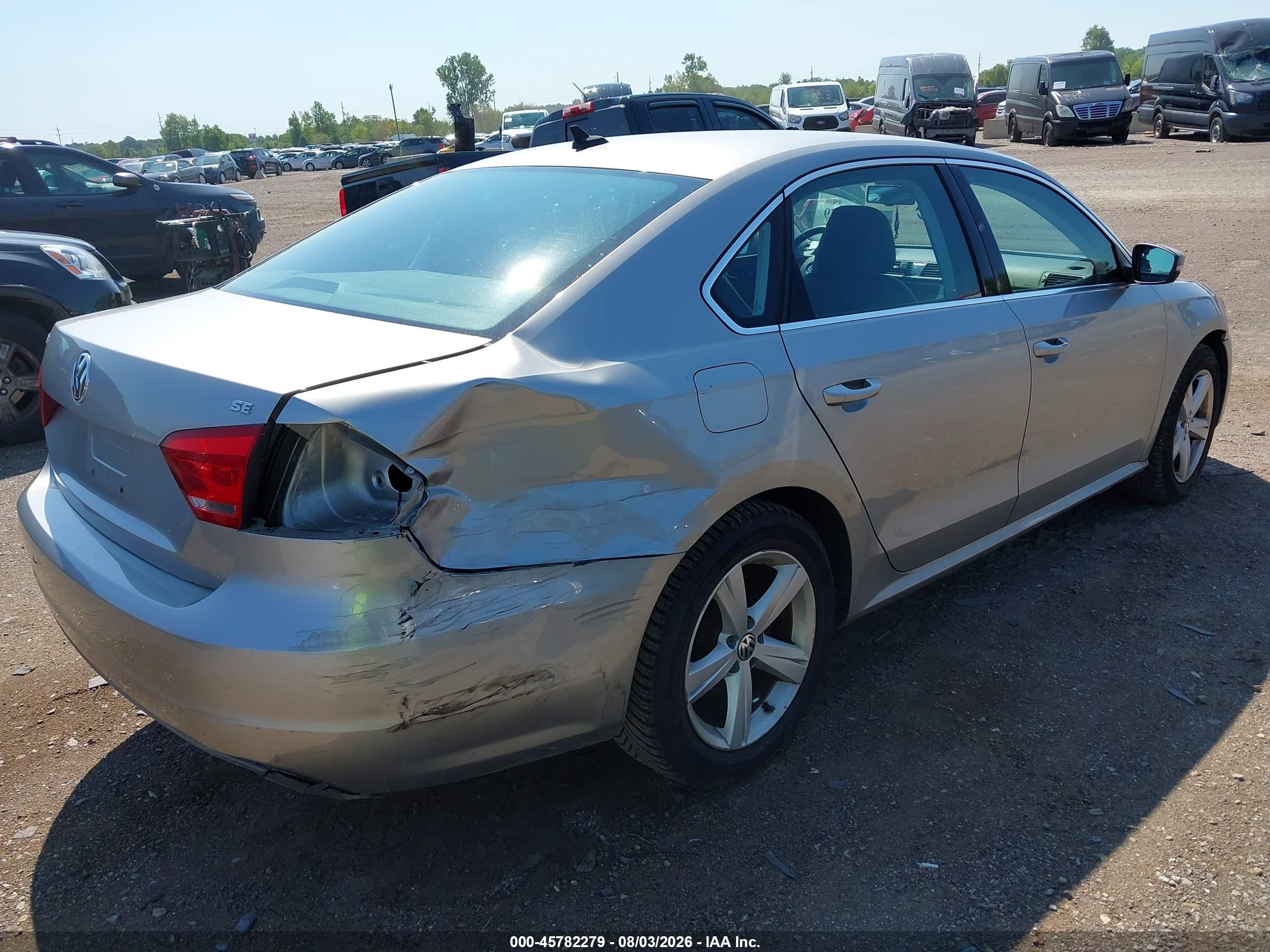 2012 Volkswagen Passat 2.5l Se Silver vin: 1VWBP7A39CC076581