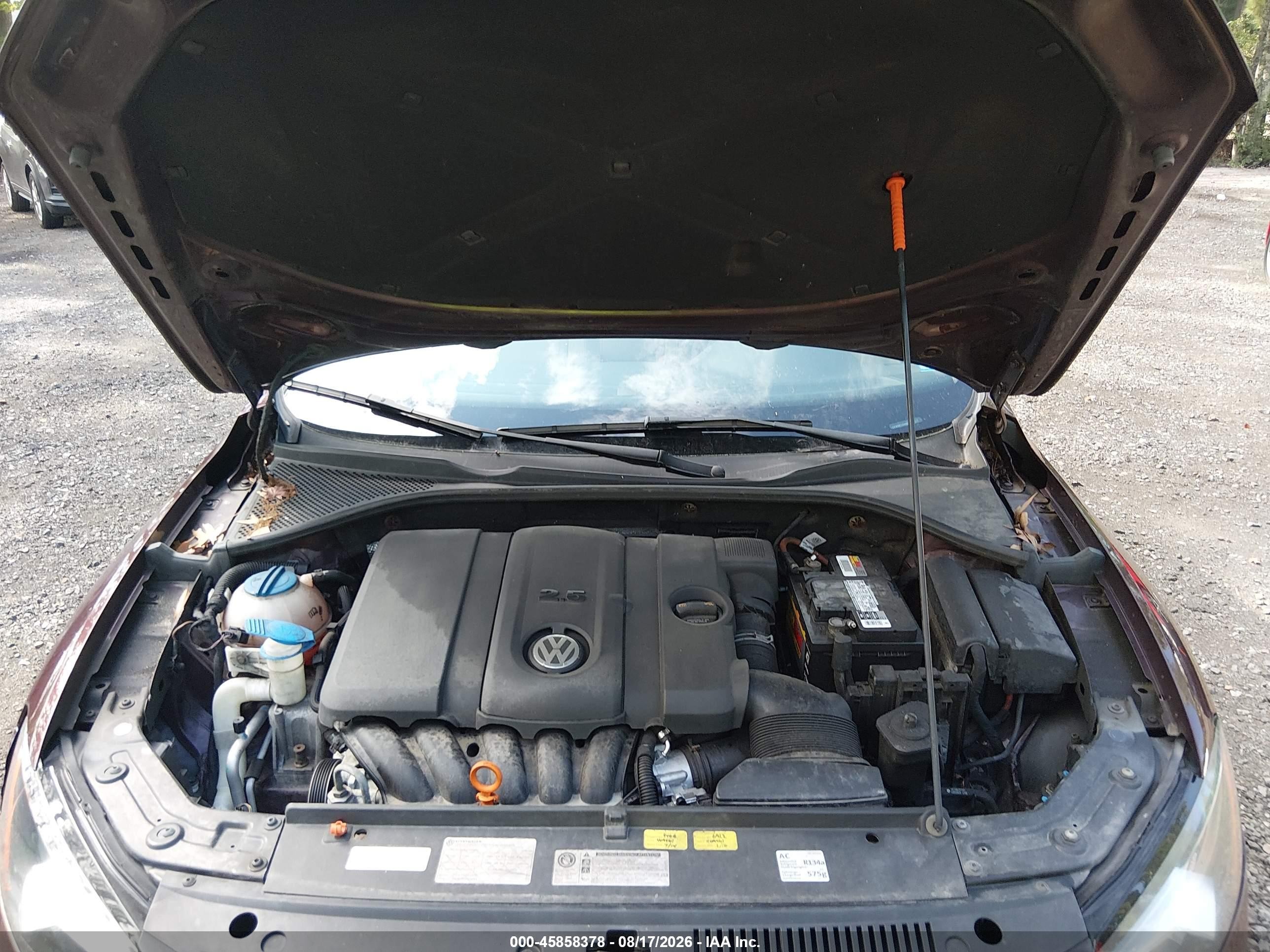 2013 Volkswagen Passat 2.5l Se Красный vin: 1VWBP7A39DC000179