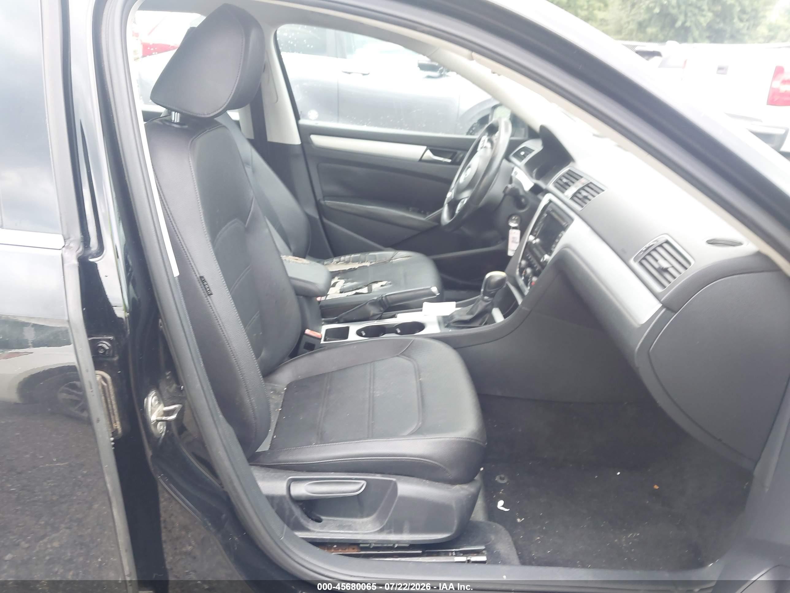 2013 Volkswagen Passat 2.5l Se Black vin: 1VWBP7A39DC013059