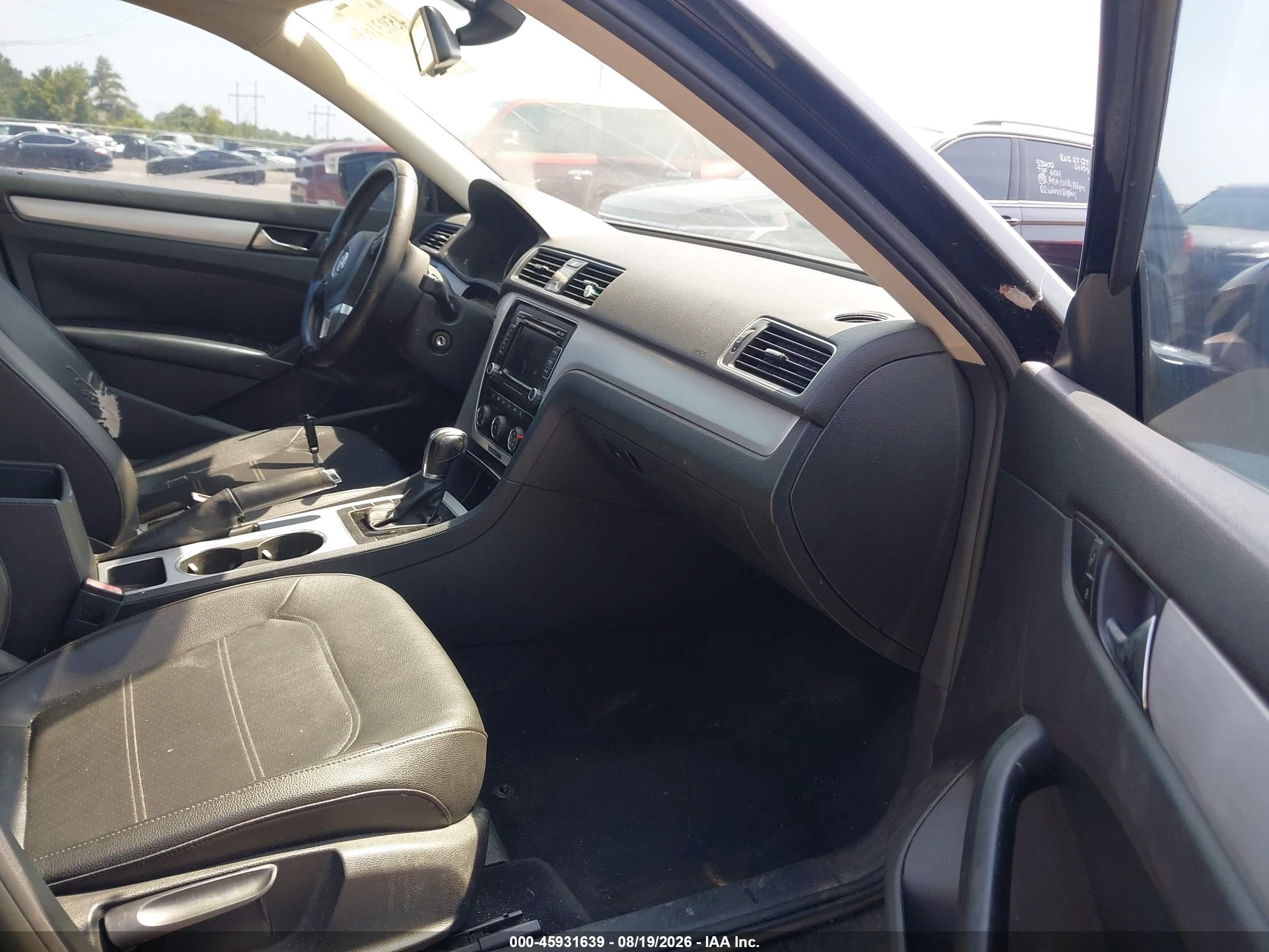 2013 Volkswagen Passat 2.5l Se Black vin: 1VWBP7A39DC015765