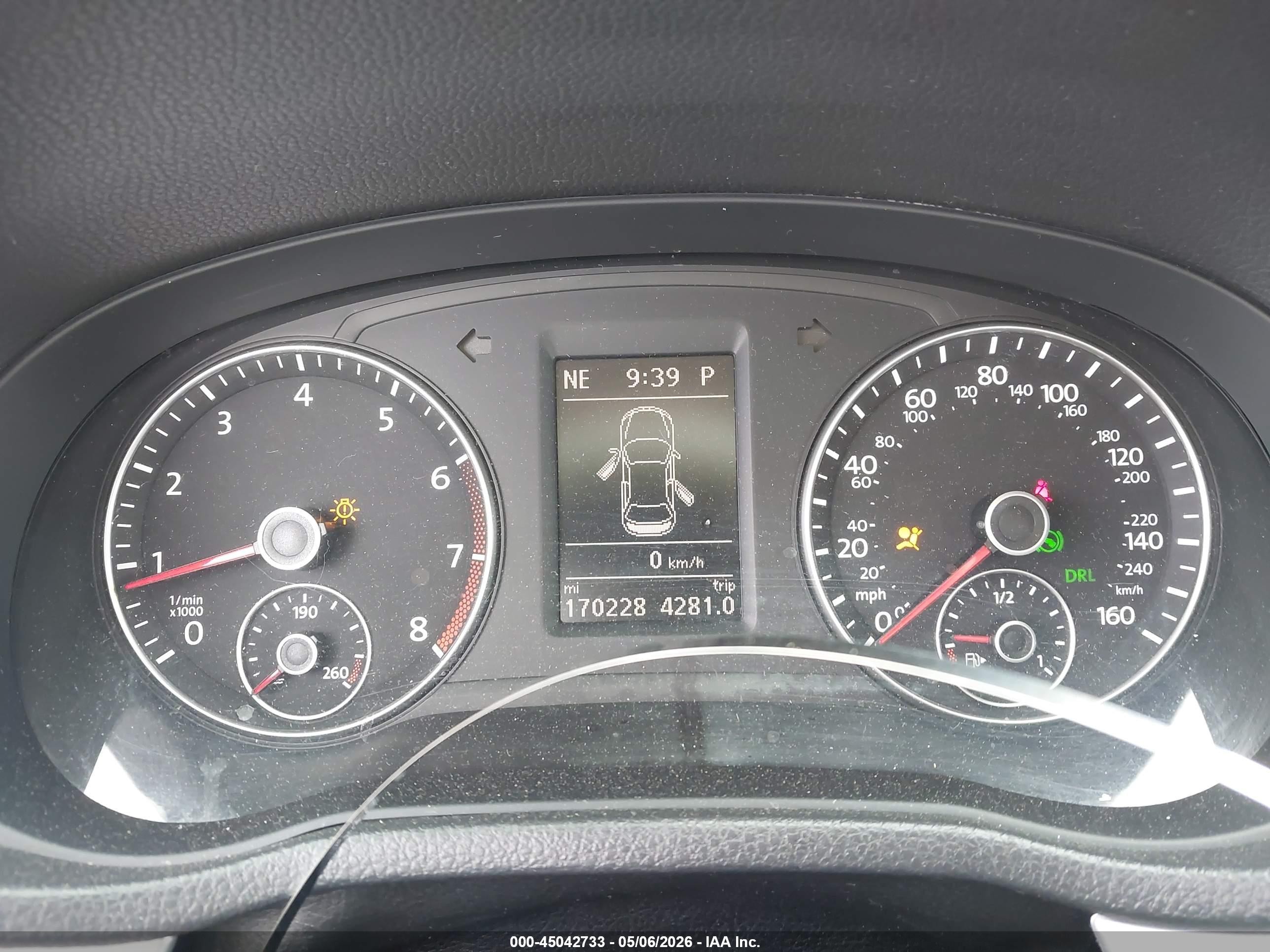 2013 Volkswagen Passat 2.5l Se White vin: 1VWBP7A39DC018469