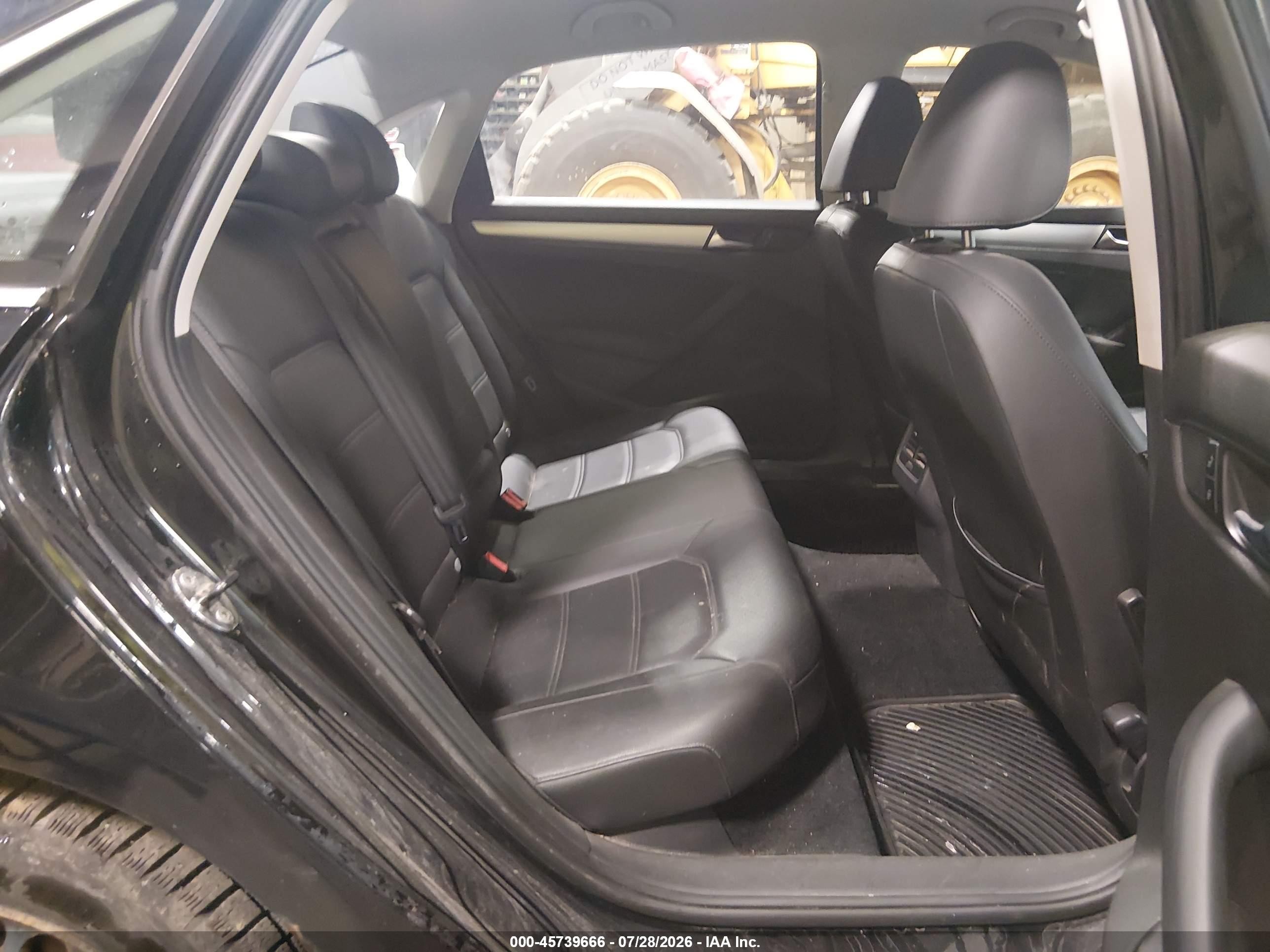 2013 Volkswagen Passat 2.5l Se Black vin: 1VWBP7A39DC043341