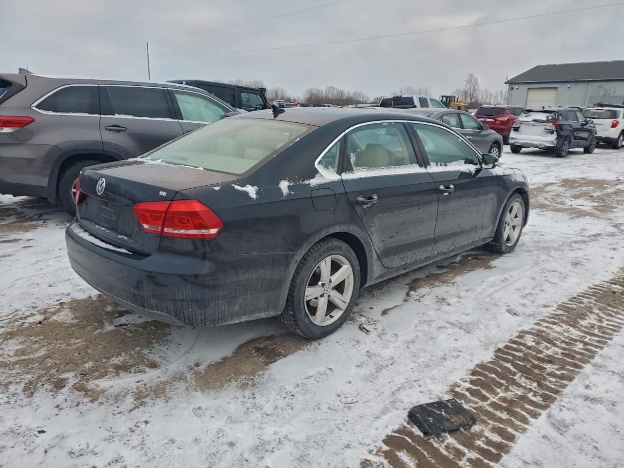 2013 Volkswagen Passat Se Черный vin: 1VWBP7A39DC091907