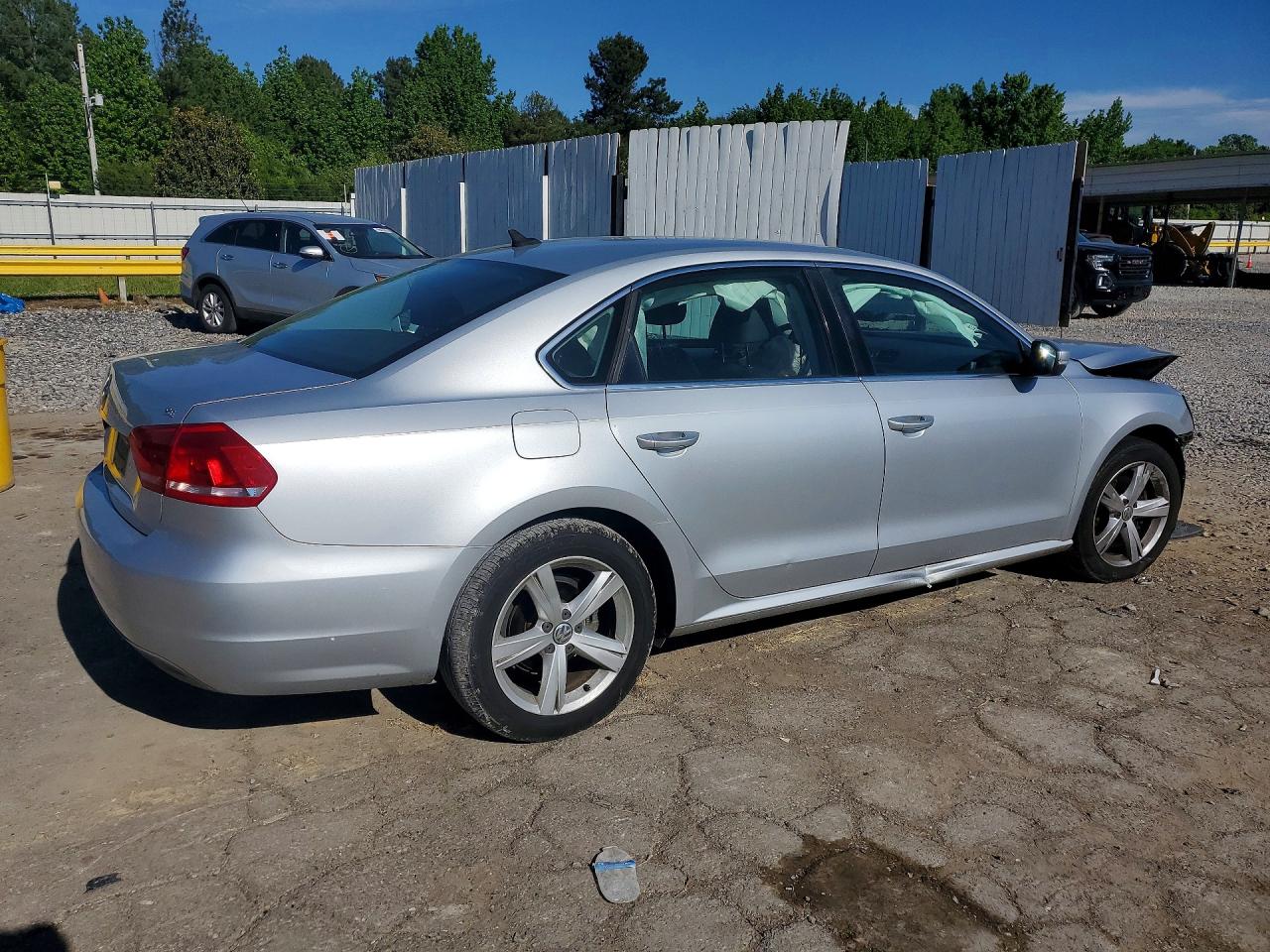 2013 Volkswagen Passat Se Silver vin: 1VWBP7A39DC099506