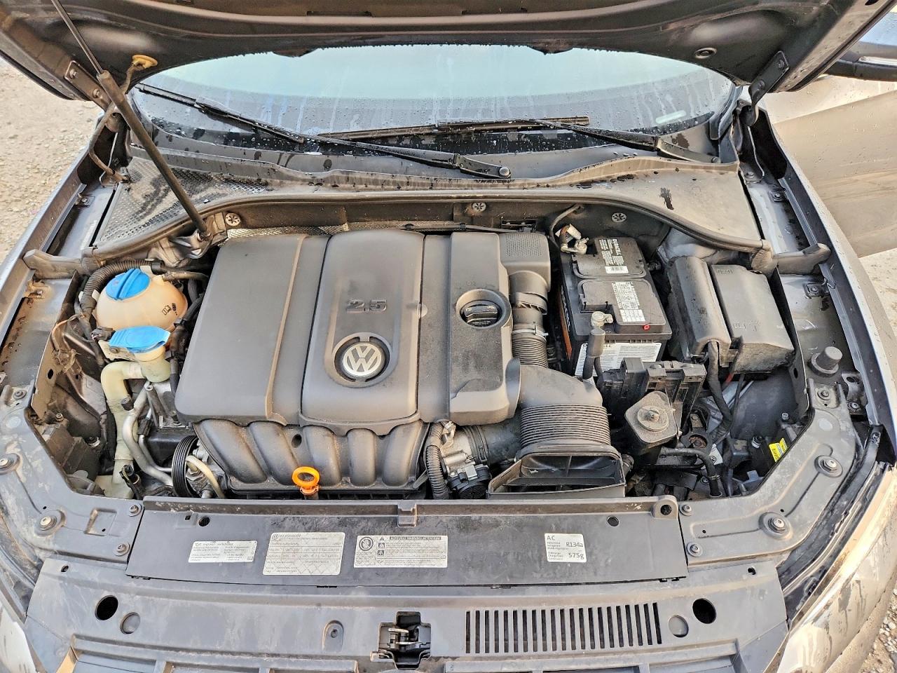 2013 Volkswagen Passat Se Gray vin: 1VWBP7A39DC107636