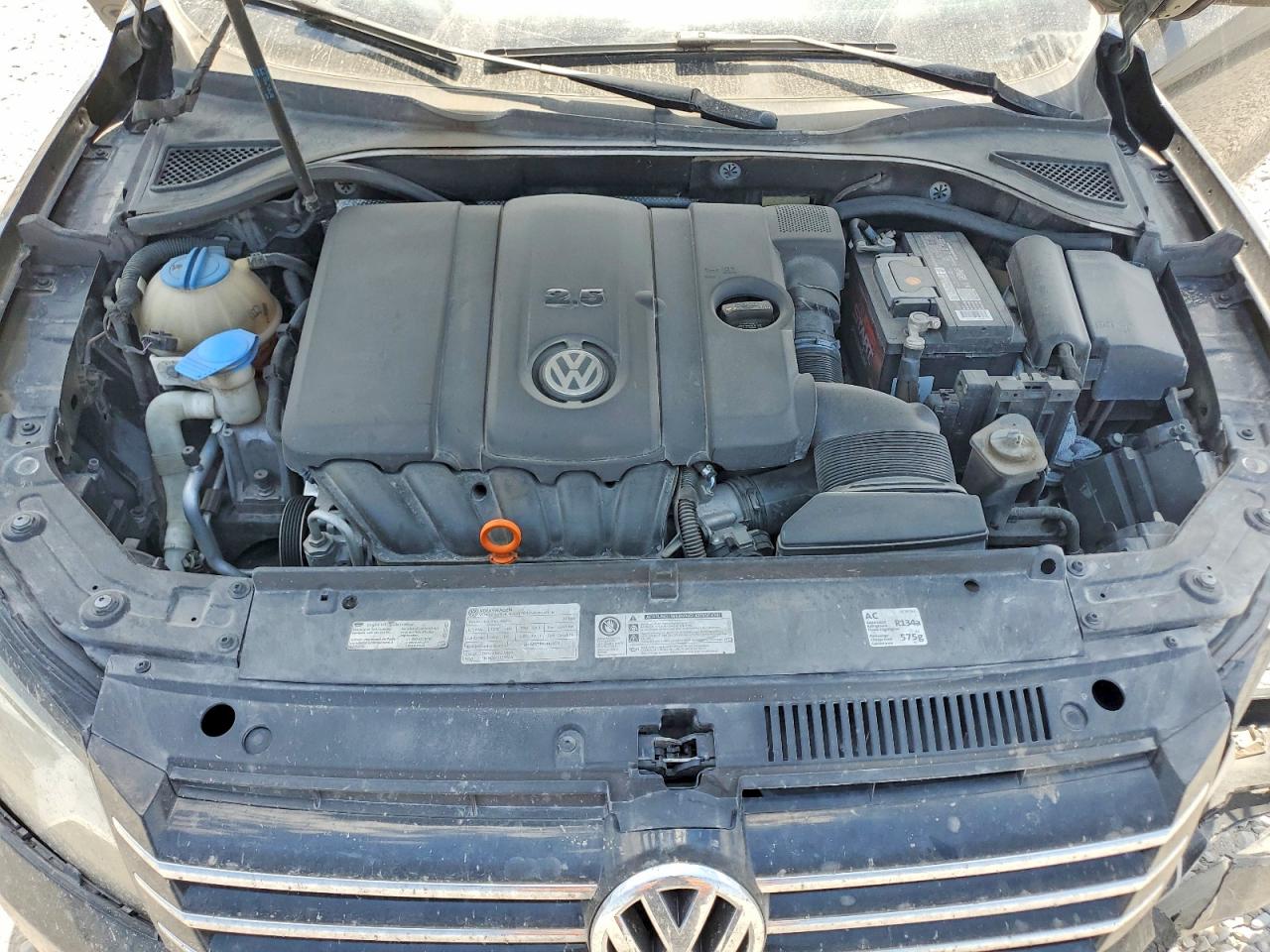 2013 Volkswagen Passat Se Black vin: 1VWBP7A39DC111668