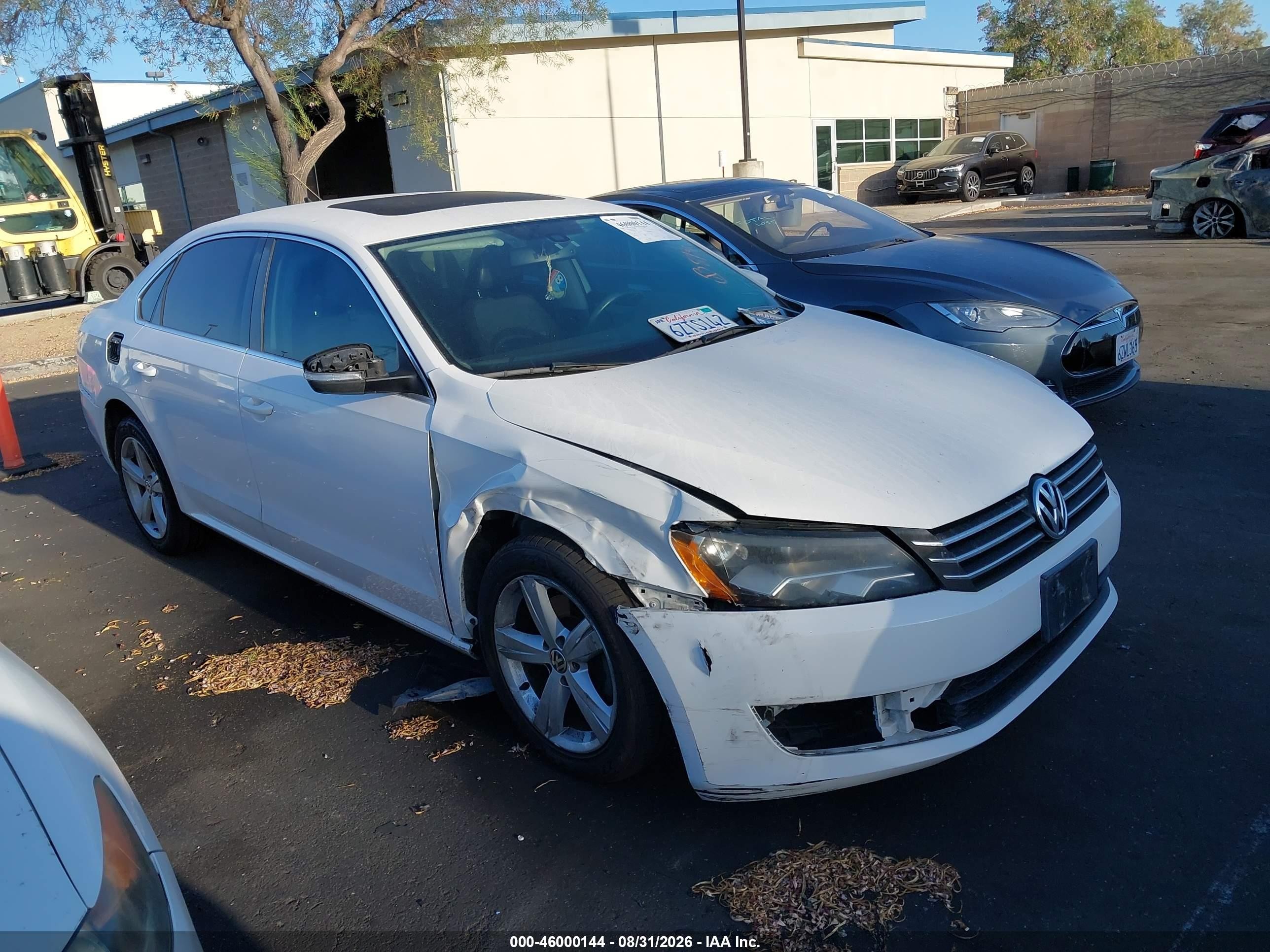 2013 Volkswagen Passat 2.5l Se White vin: 1VWBP7A39DC113341