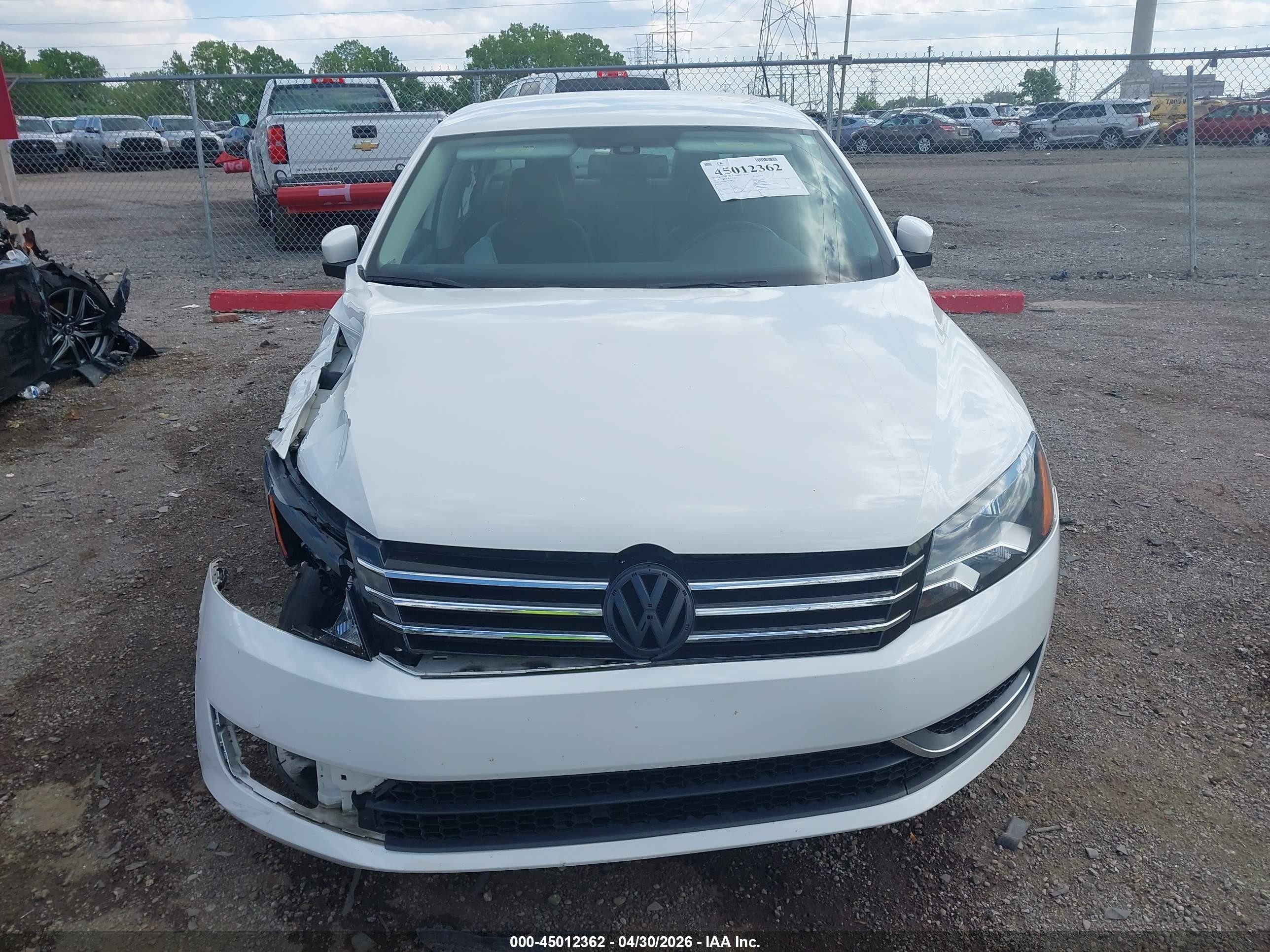 2013 Volkswagen Passat 2.5l Se White vin: 1VWBP7A39DC115476