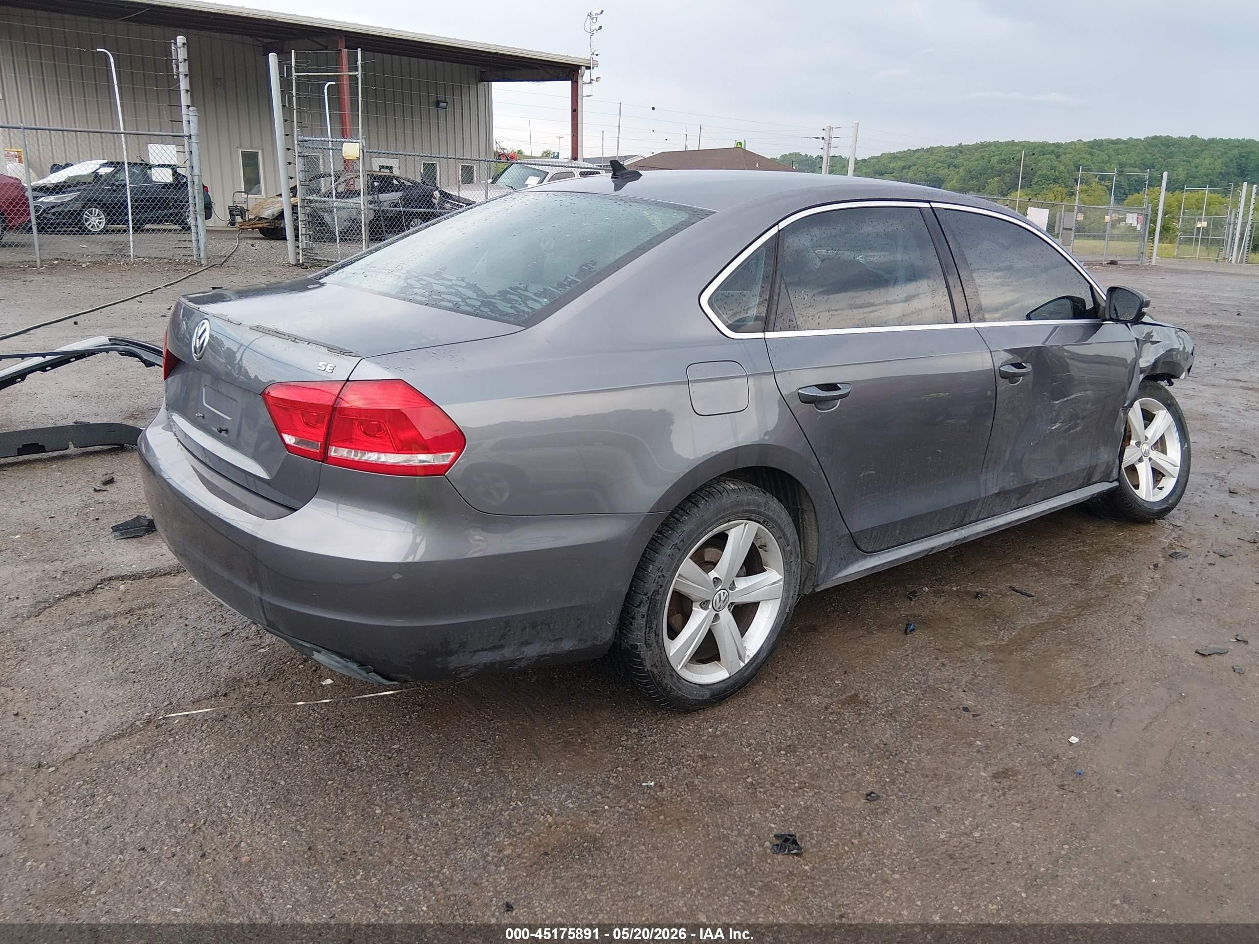 2013 Volkswagen Passat 2.5l Se Gray vin: 1VWBP7A39DC115929