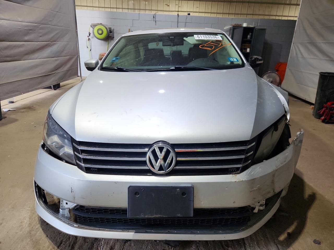 2013 Volkswagen Passat Se Silver vin: 1VWBP7A39DC126560