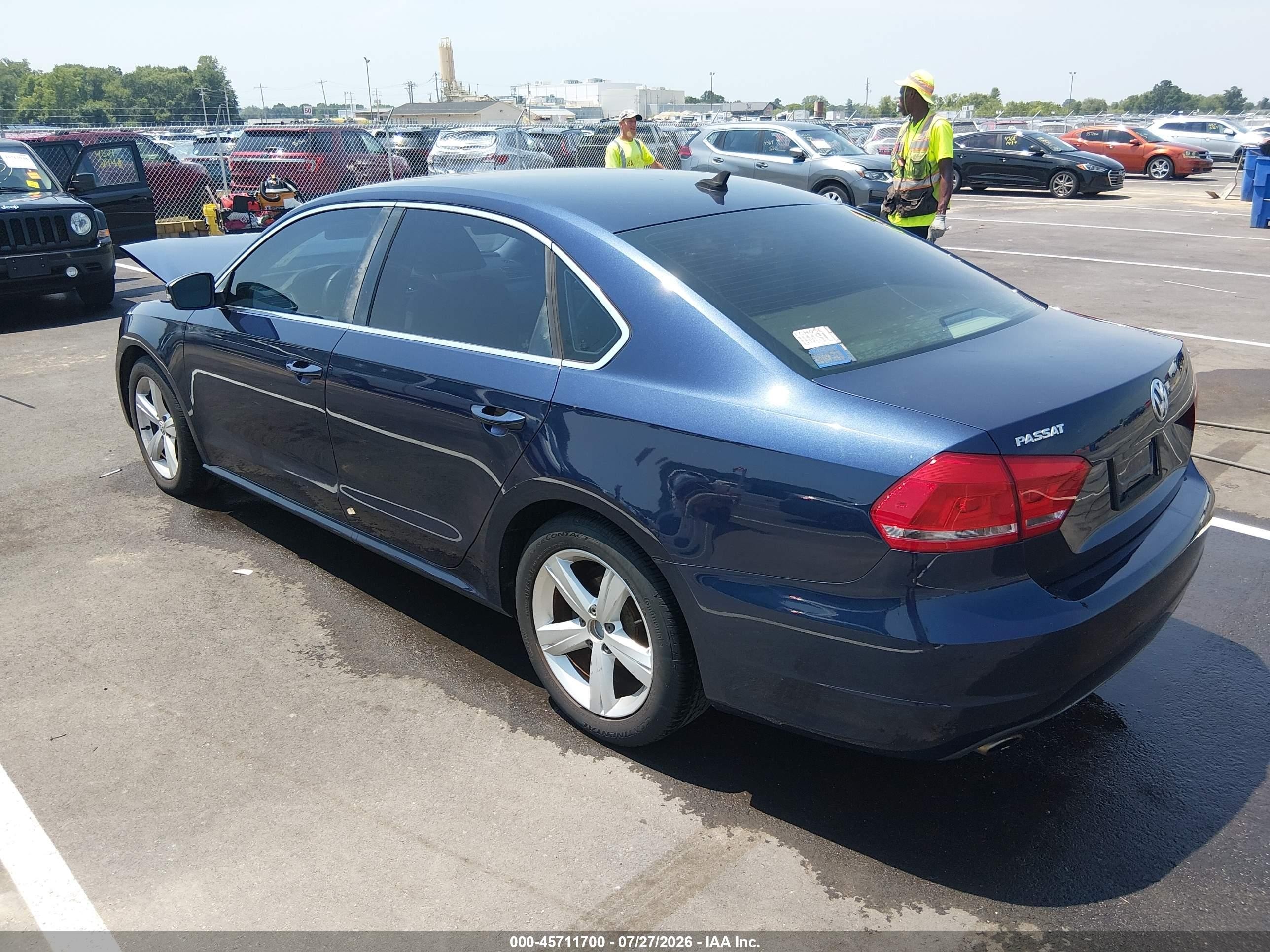 2013 Volkswagen Passat 2.5l Se Blue vin: 1VWBP7A39DC151037