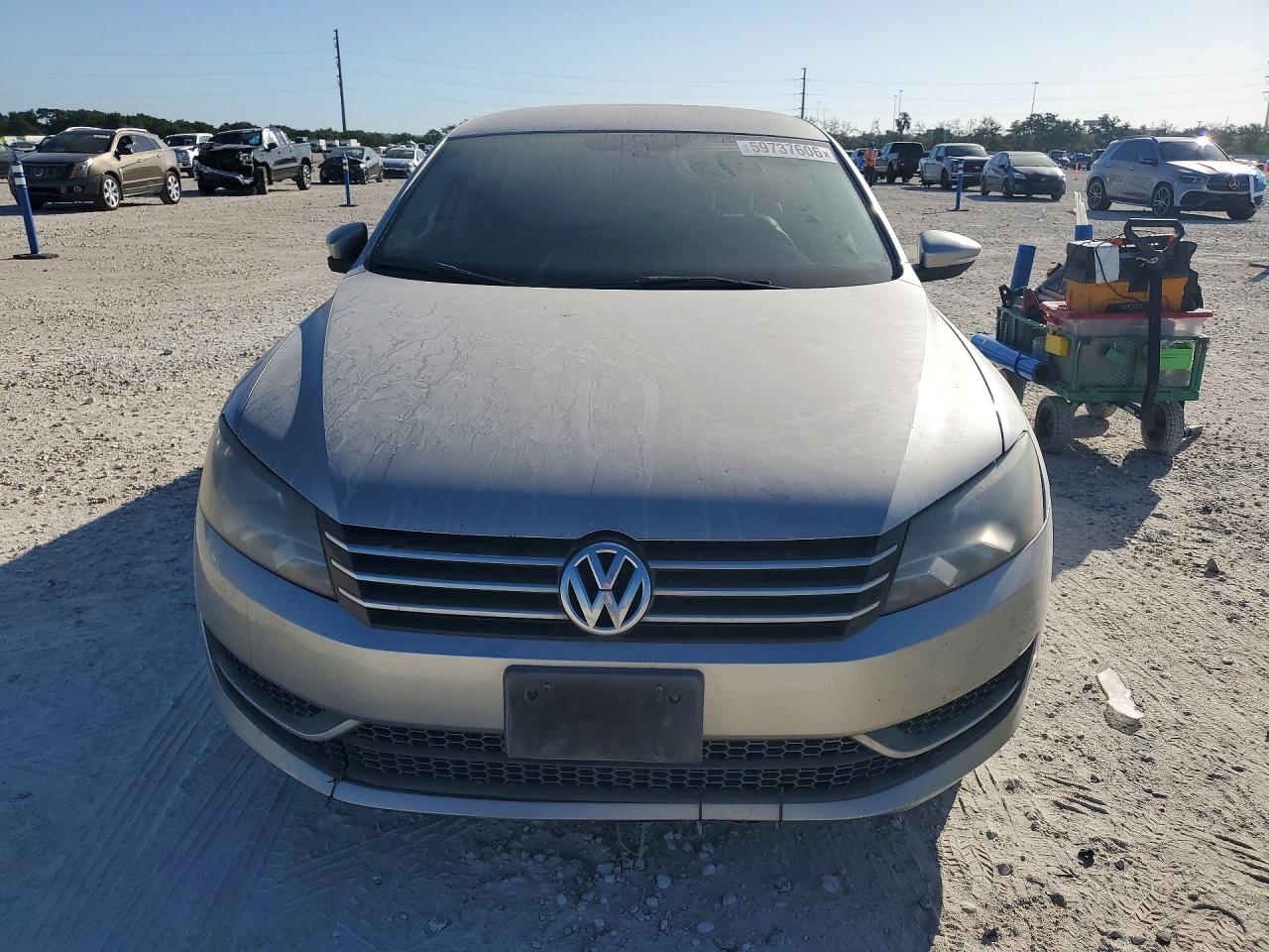 2012 Volkswagen Passat Se Серебряный vin: 1VWBP7A3XCC019967
