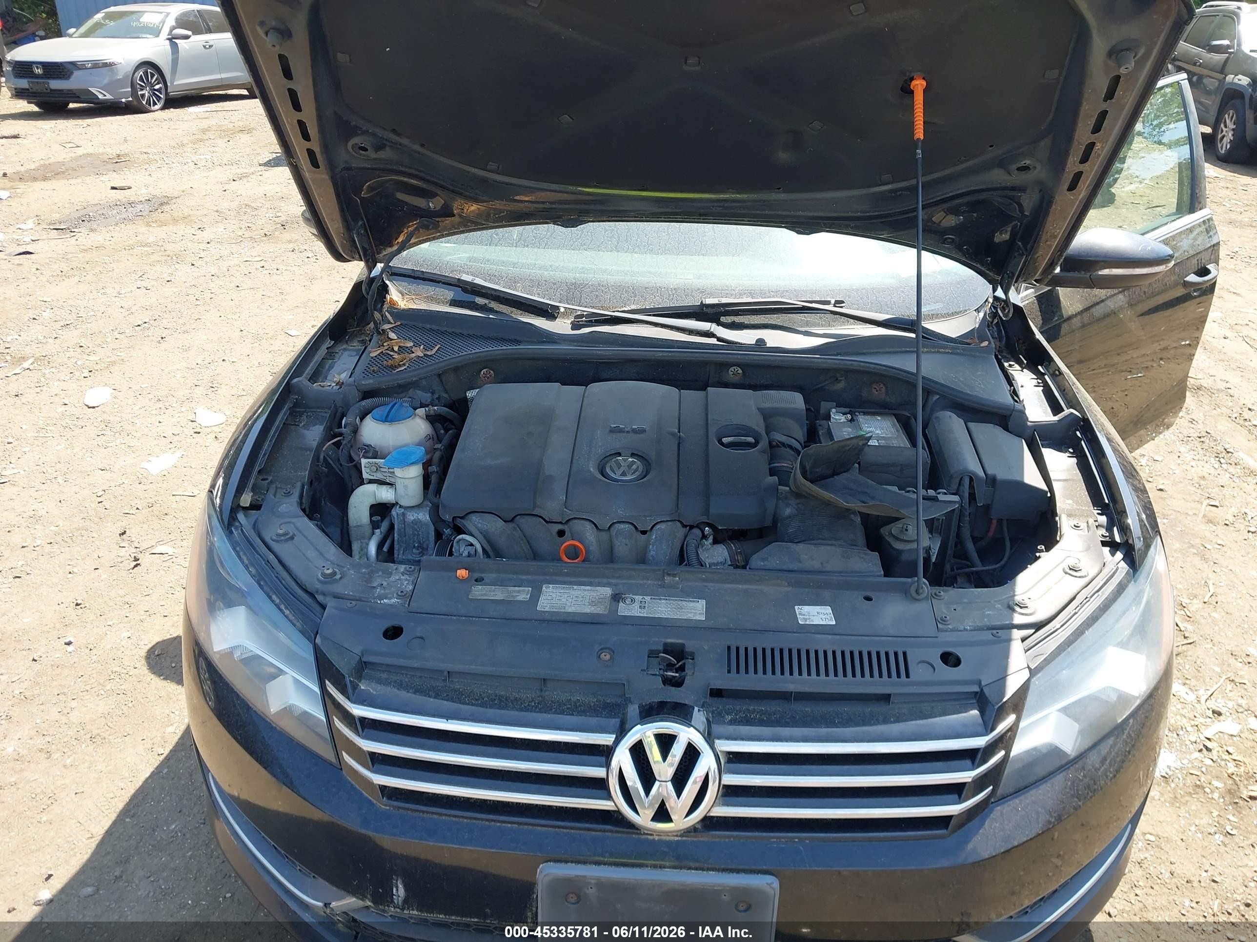 2012 Volkswagen Passat 2.5l Se Черный vin: 1VWBP7A3XCC051009