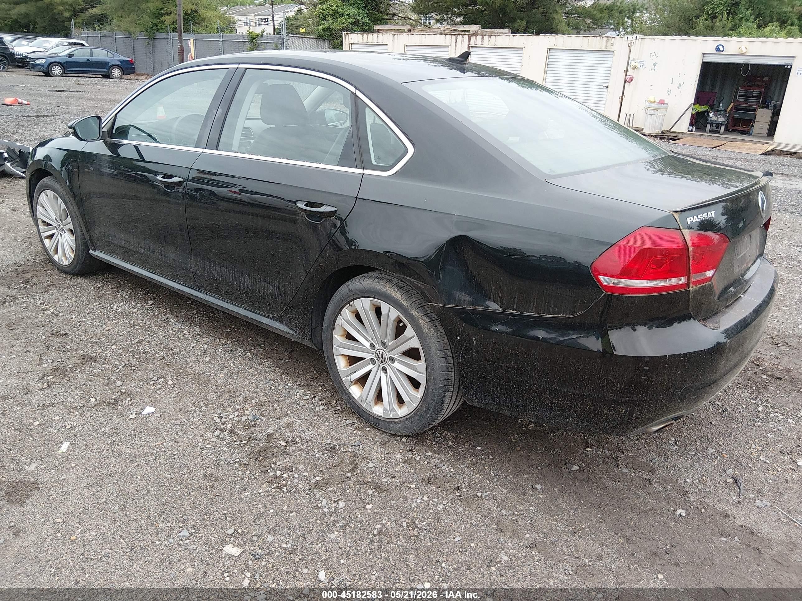 2012 Volkswagen Passat 2.5l Se Black vin: 1VWBP7A3XCC103139