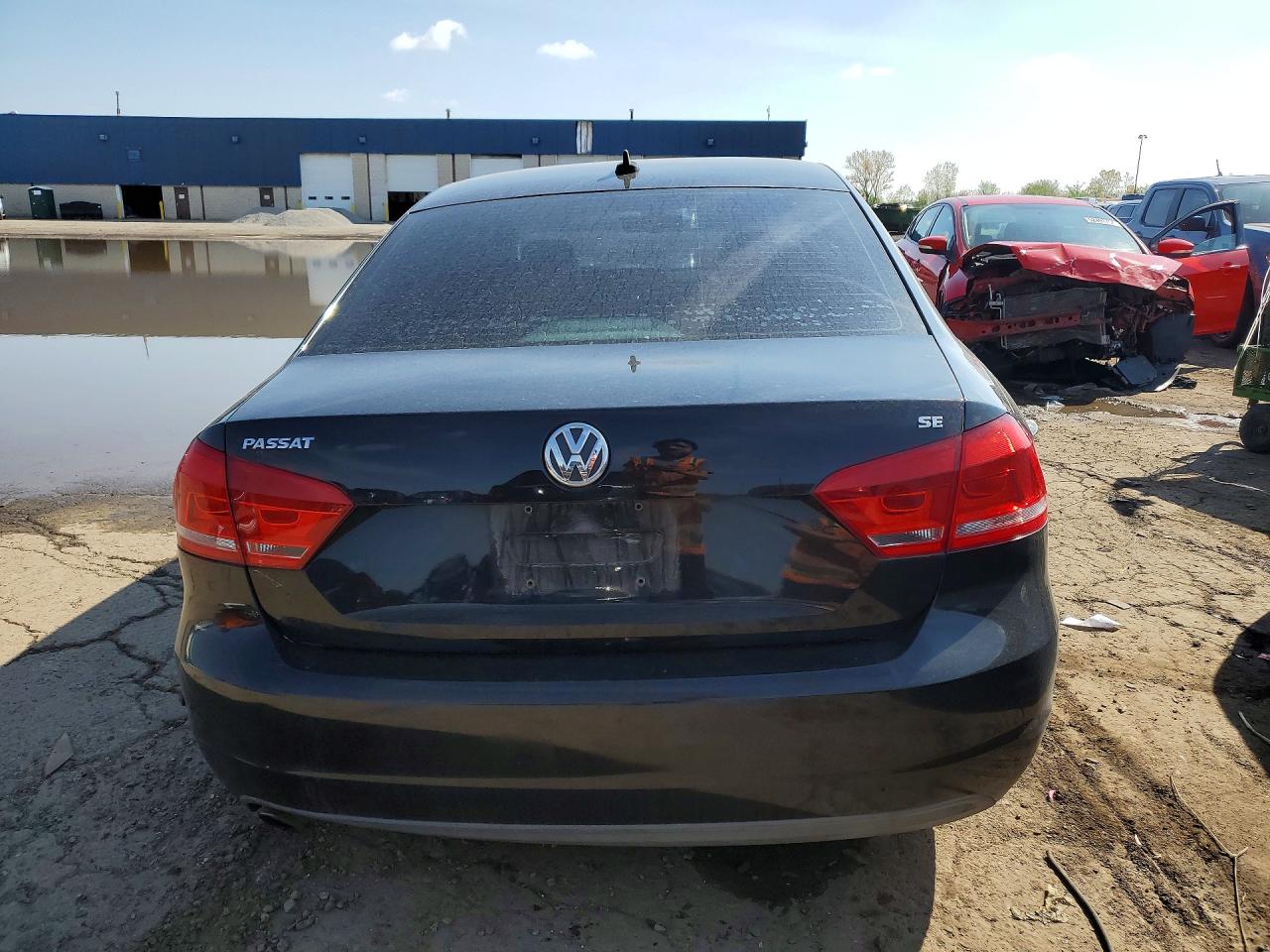 2013 Volkswagen Passat Black vin: 1VWBP7A3XDC044093