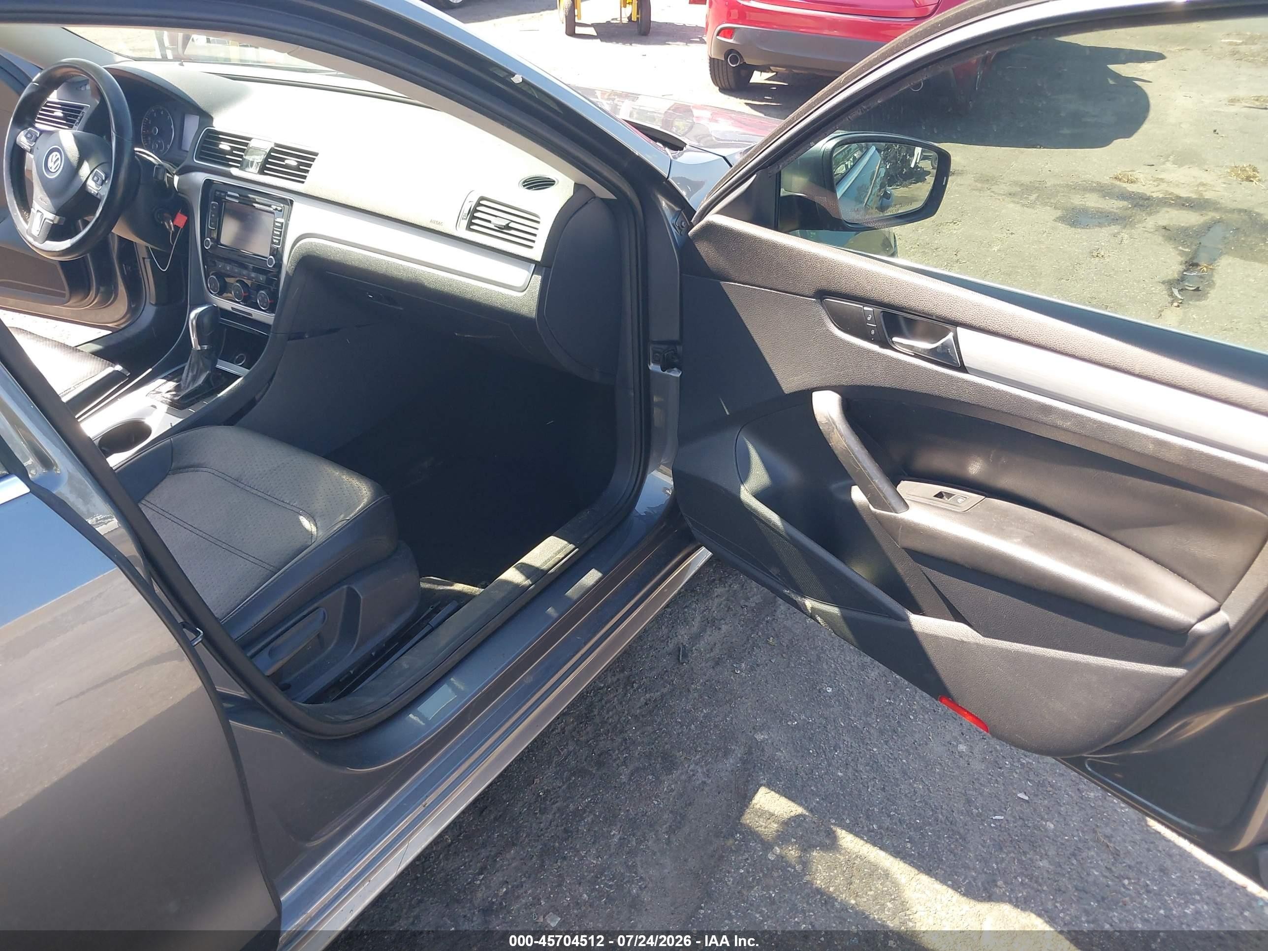 2013 Volkswagen Passat 2.5l Se Черный vin: 1VWBP7A3XDC076770