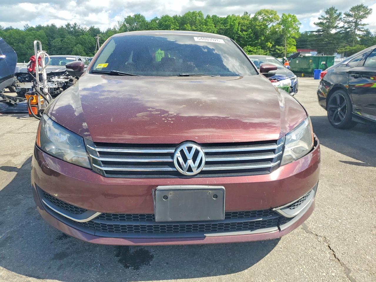 2013 Volkswagen Passat Se Maroon vin: 1VWBP7A3XDC104423