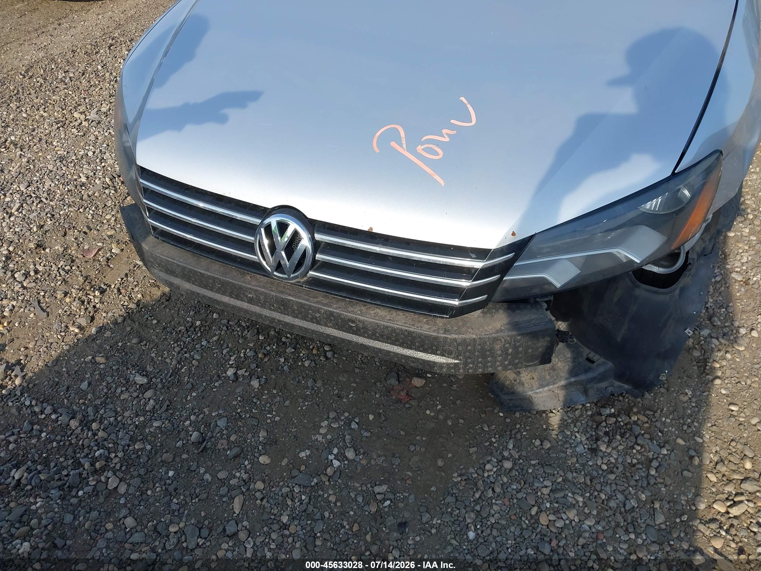 2013 Volkswagen Passat 2.5l Se Серый vin: 1VWBP7A3XDC122310