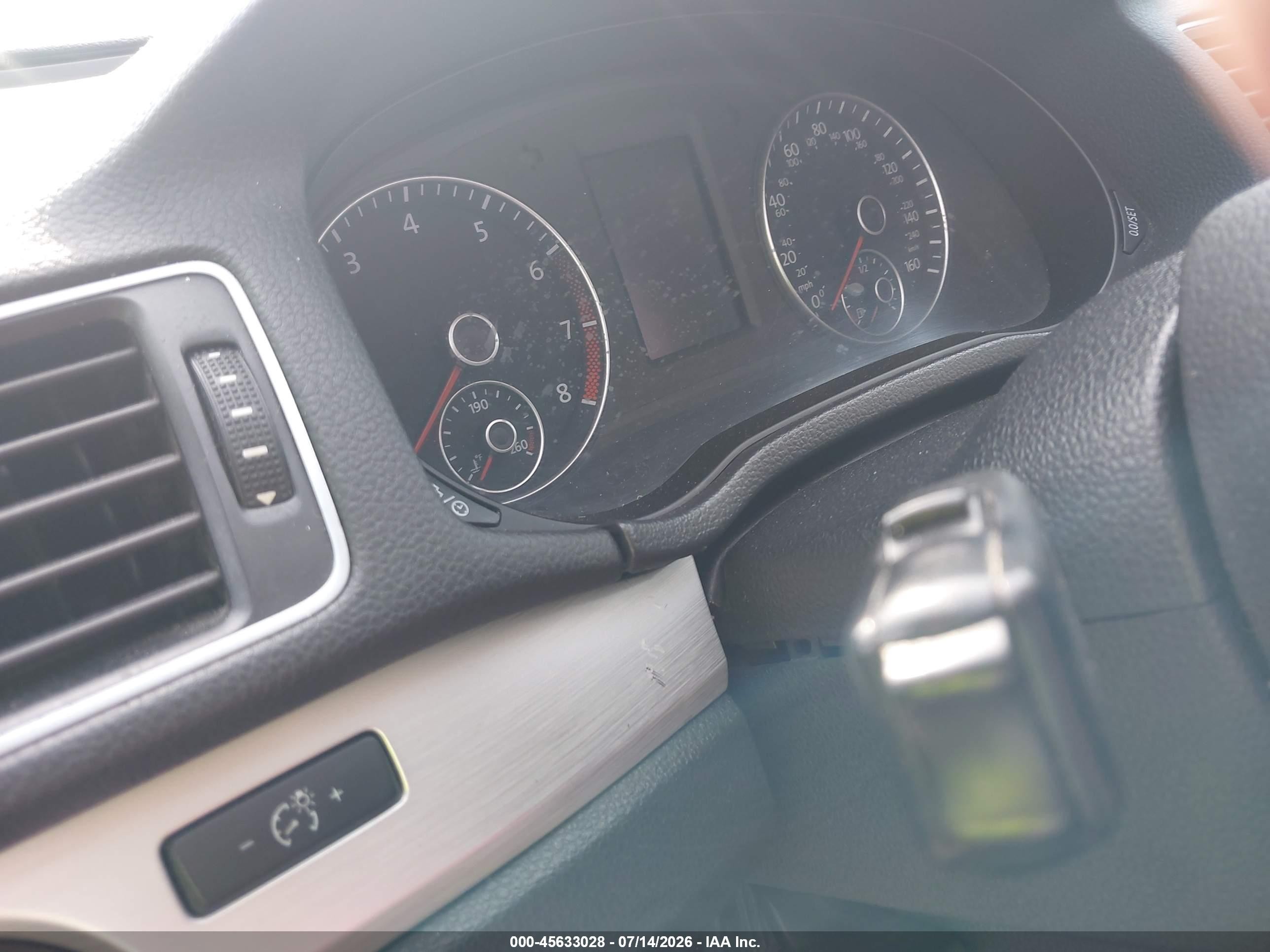 2013 Volkswagen Passat 2.5l Se Серый vin: 1VWBP7A3XDC122310