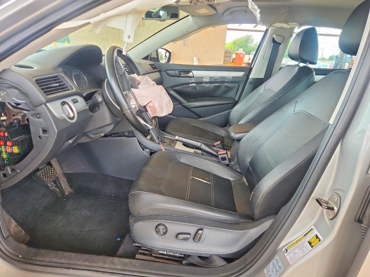 2013 Volkswagen Passat Se Silver vin: 1VWBP7A3XDC140628