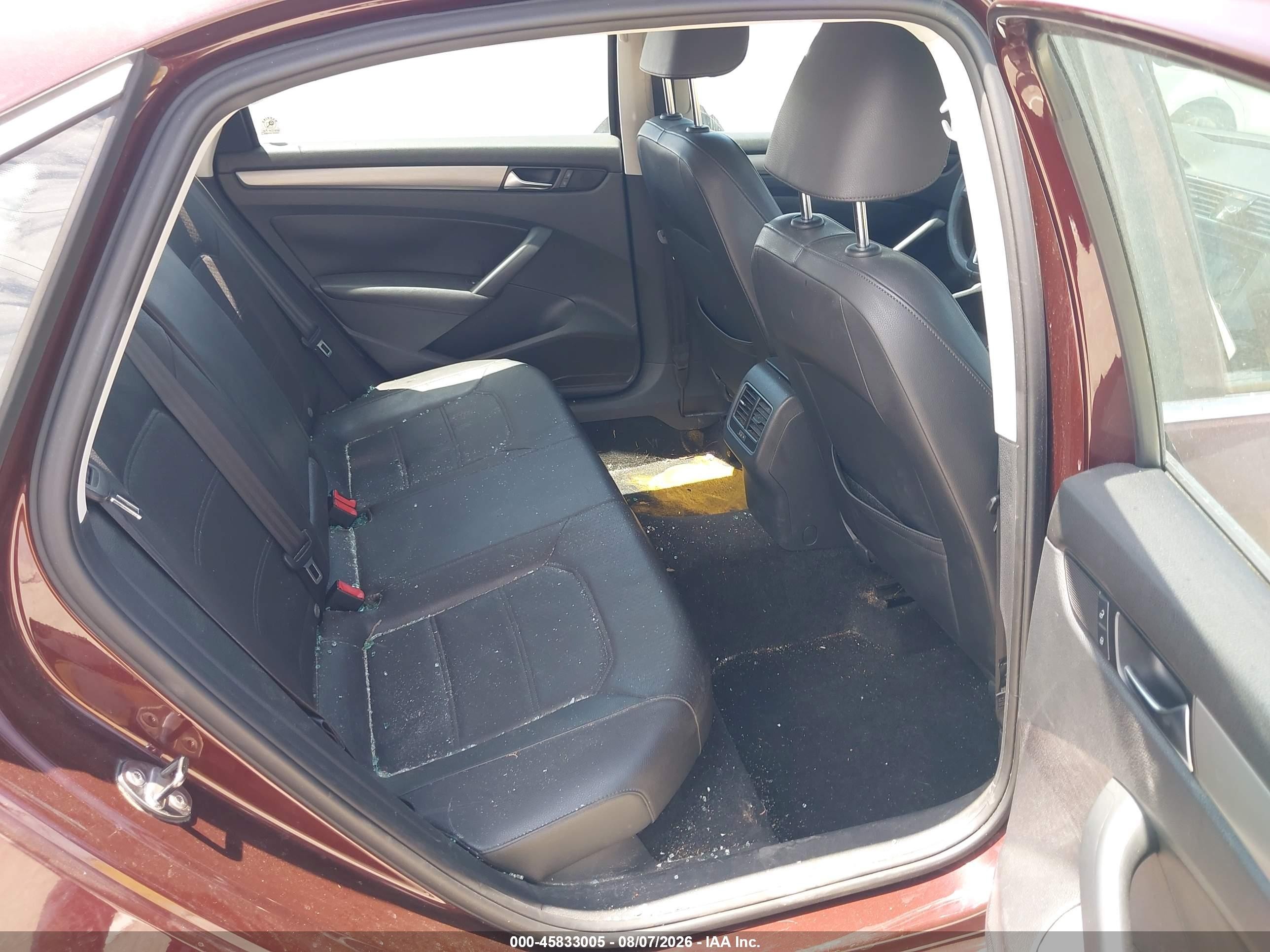 2014 Volkswagen Passat 2.5l Se Бордовый vin: 1VWBP7A3XEC004145