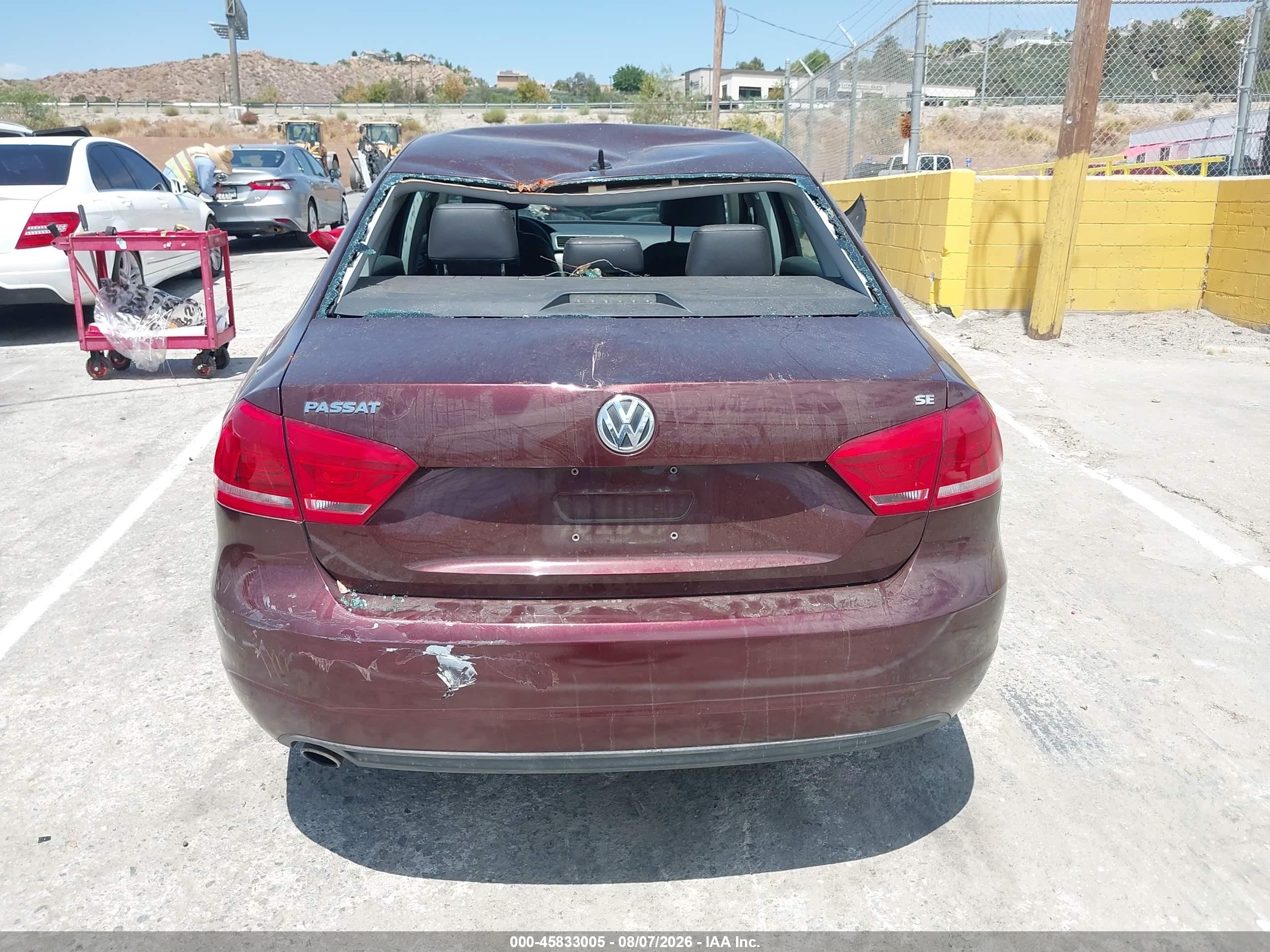 2014 Volkswagen Passat 2.5l Se Бордовый vin: 1VWBP7A3XEC004145