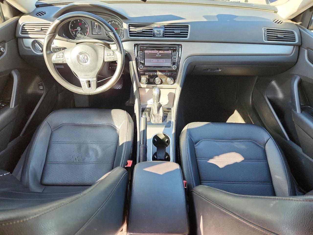 2014 Volkswagen Passat Se Синий vin: 1VWBS7A30EC065339