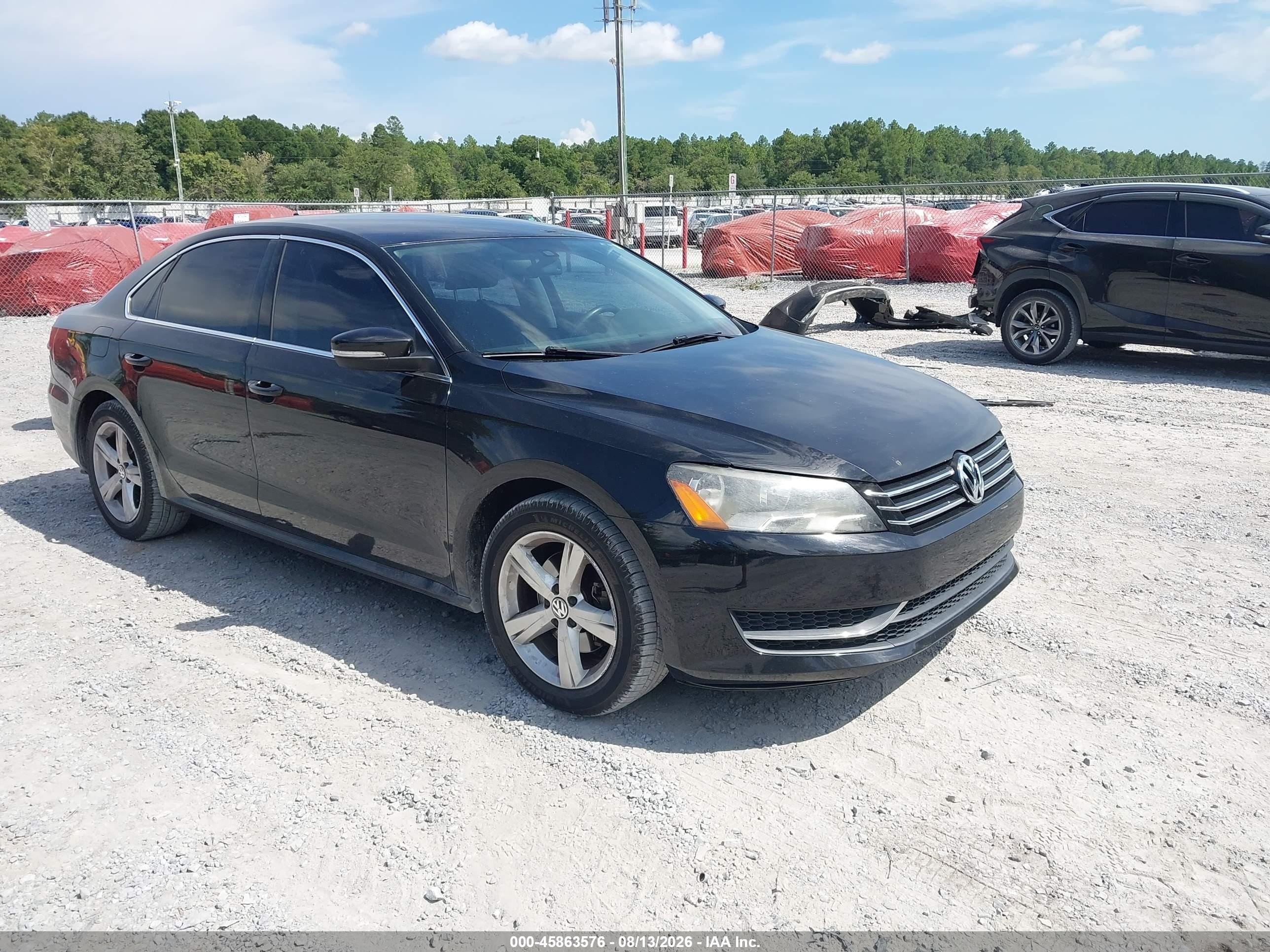 2014 Volkswagen Passat 1.8t Se Черный vin: 1VWBS7A30EC083078