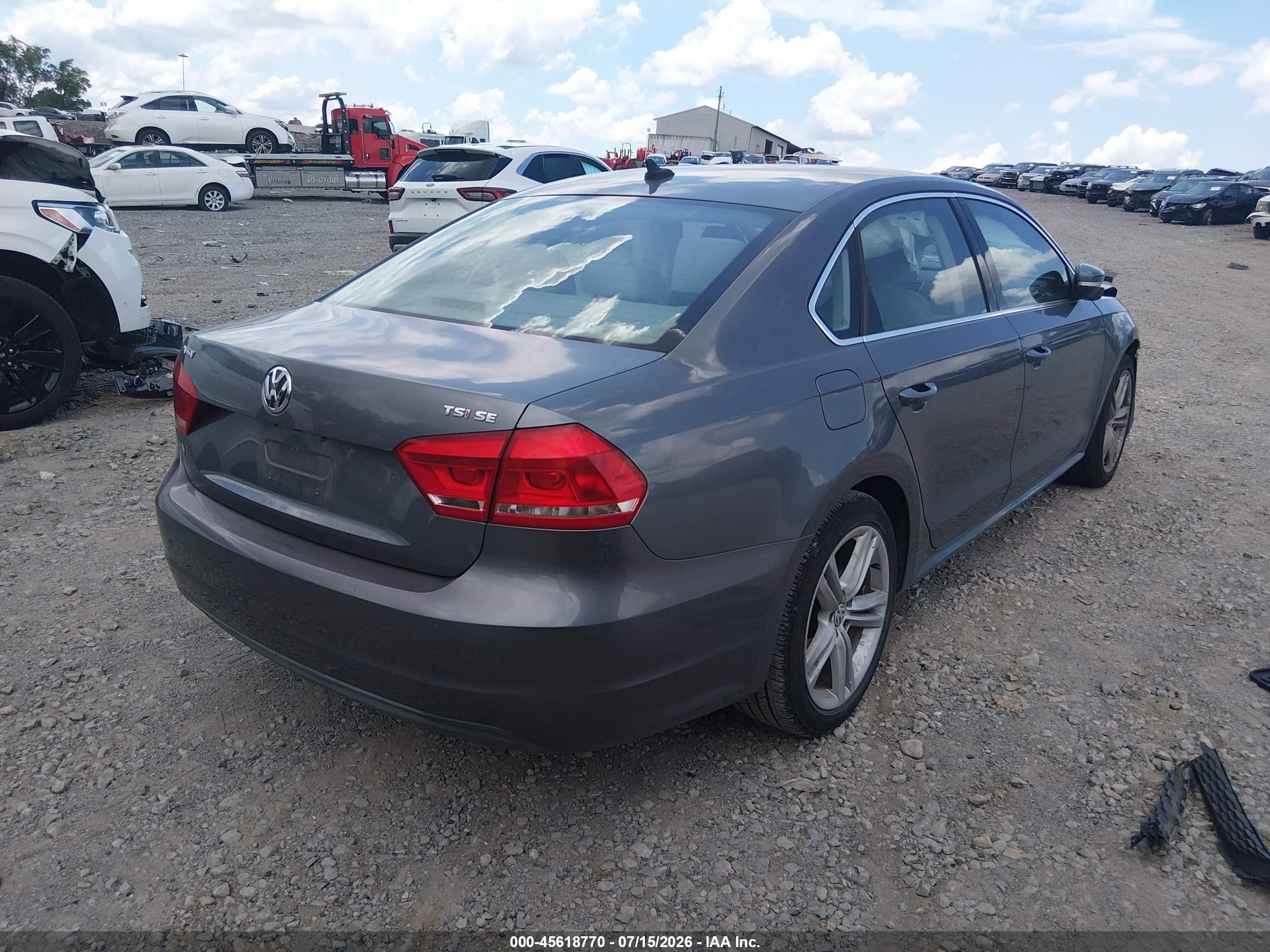 2014 Volkswagen Passat 1.8t Se Gray vin: 1VWBS7A30EC115804