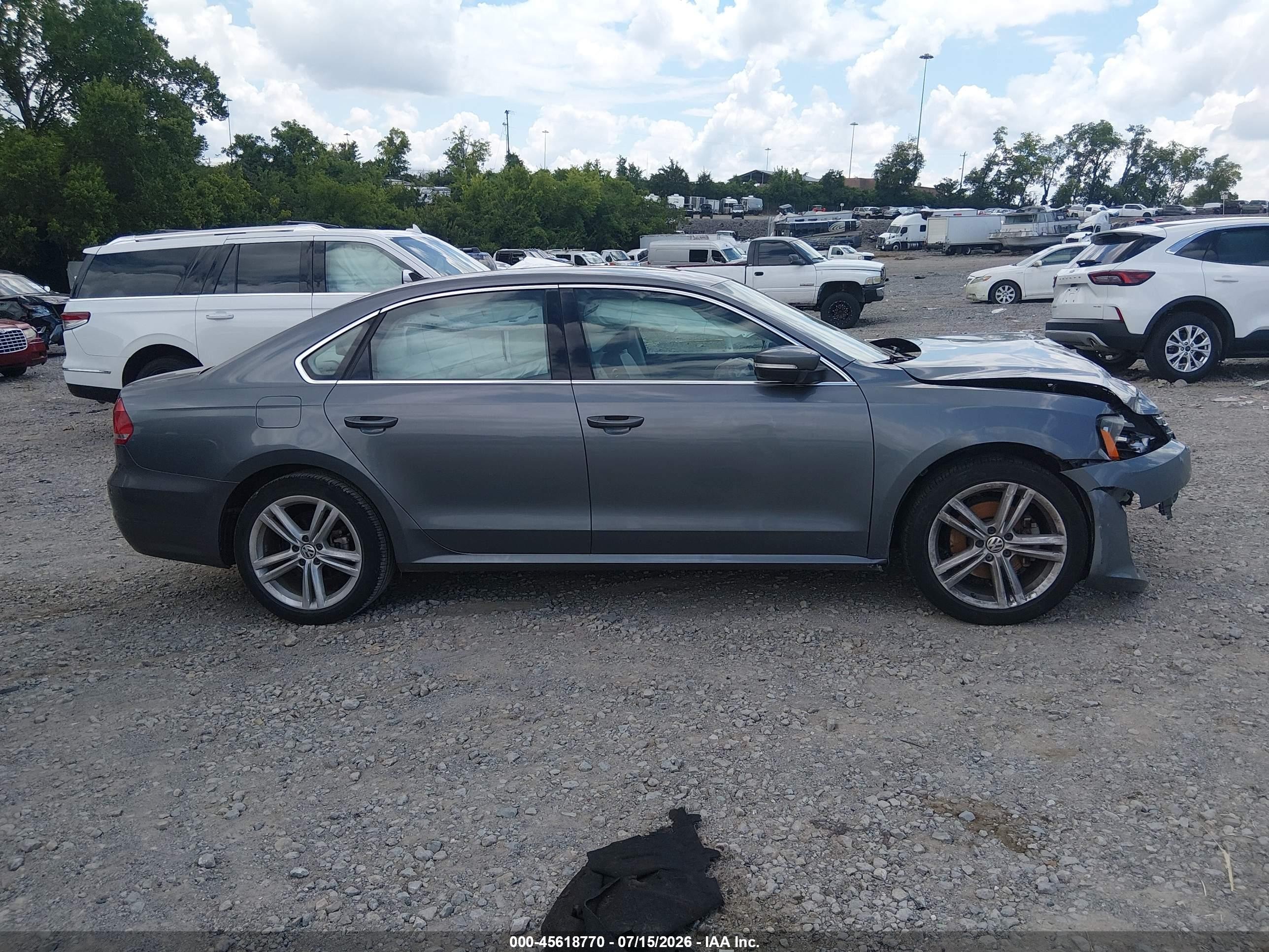 2014 Volkswagen Passat 1.8t Se Gray vin: 1VWBS7A30EC115804
