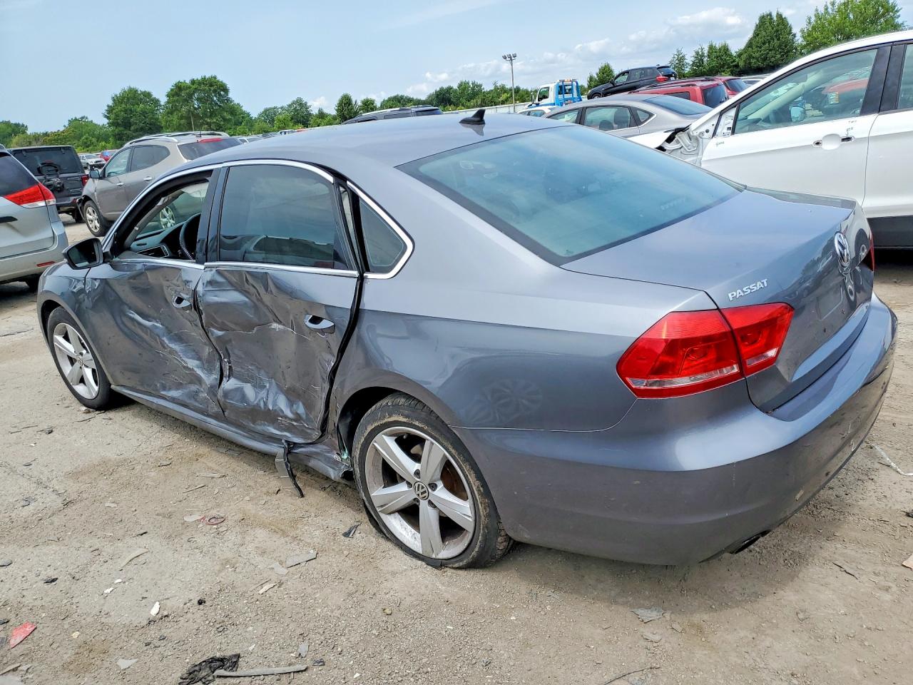 2015 Volkswagen Passat Se Gray vin: 1VWBS7A30FC027921
