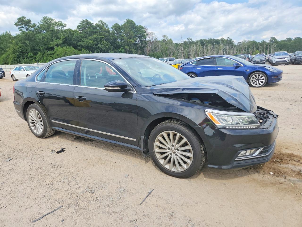 2016 Volkswagen Passat Se Черный vin: 1VWBS7A30GC024521