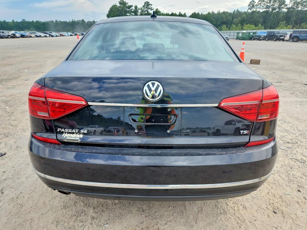 2016 Volkswagen Passat Se Черный vin: 1VWBS7A30GC024521