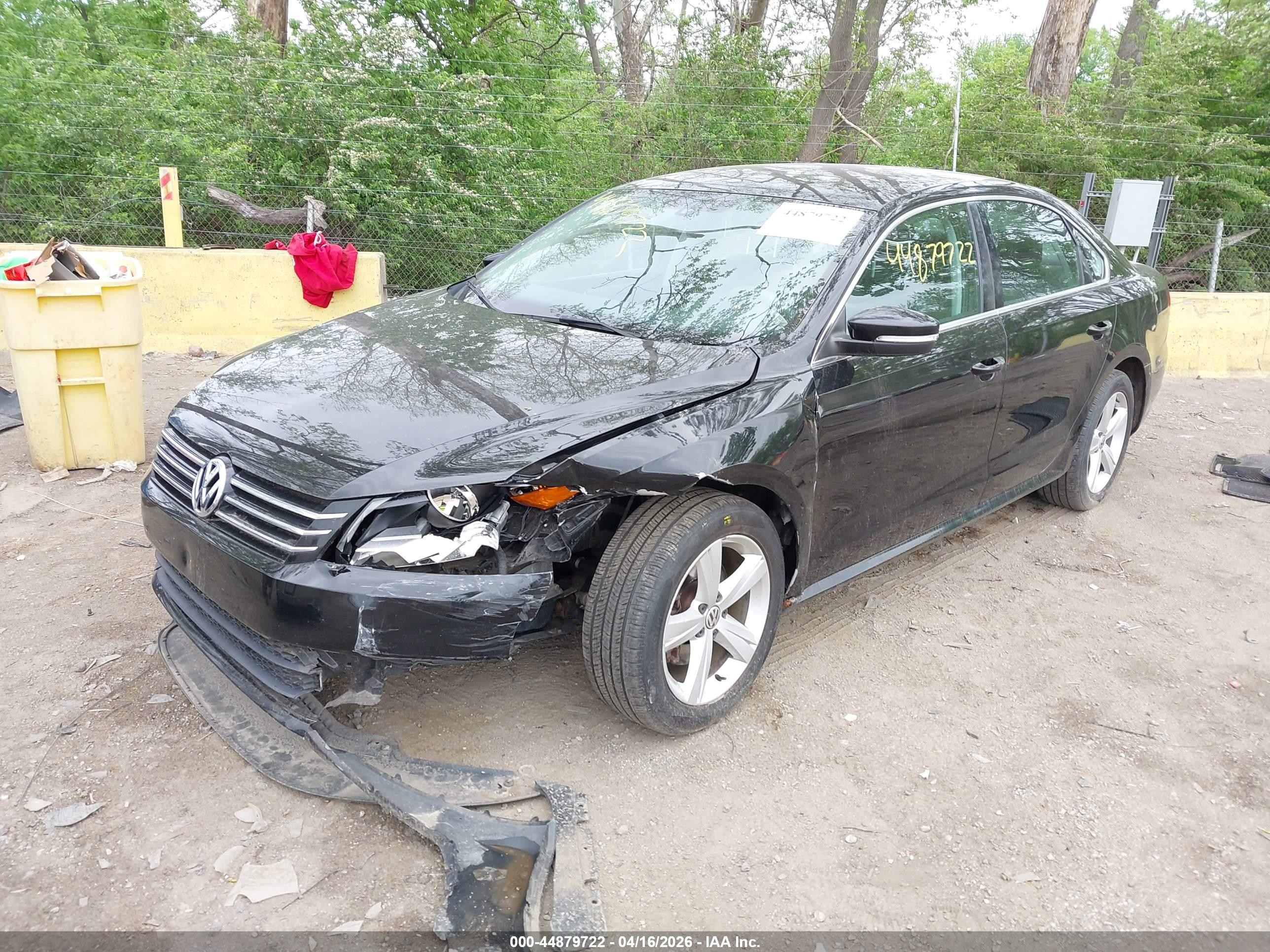 2014 Volkswagen Passat 1.8t Se Черный vin: 1VWBS7A31EC042250