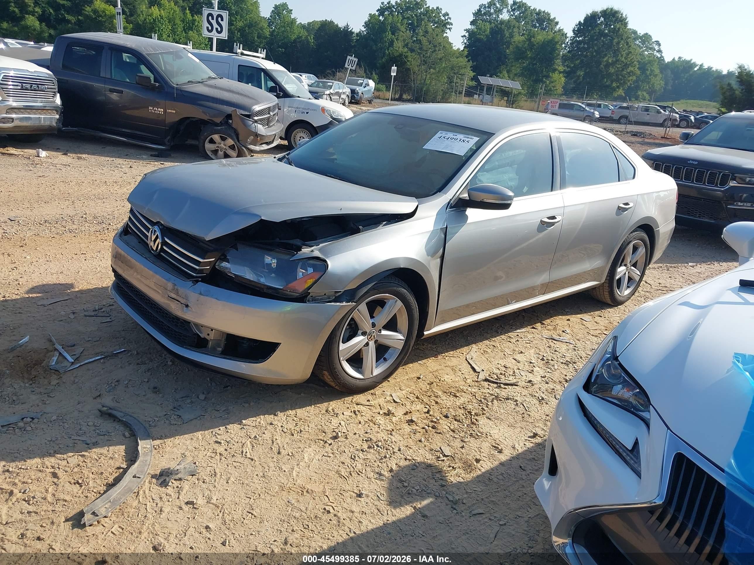 2014 Volkswagen Passat 1.8t Se Silver vin: 1VWBS7A31EC050963