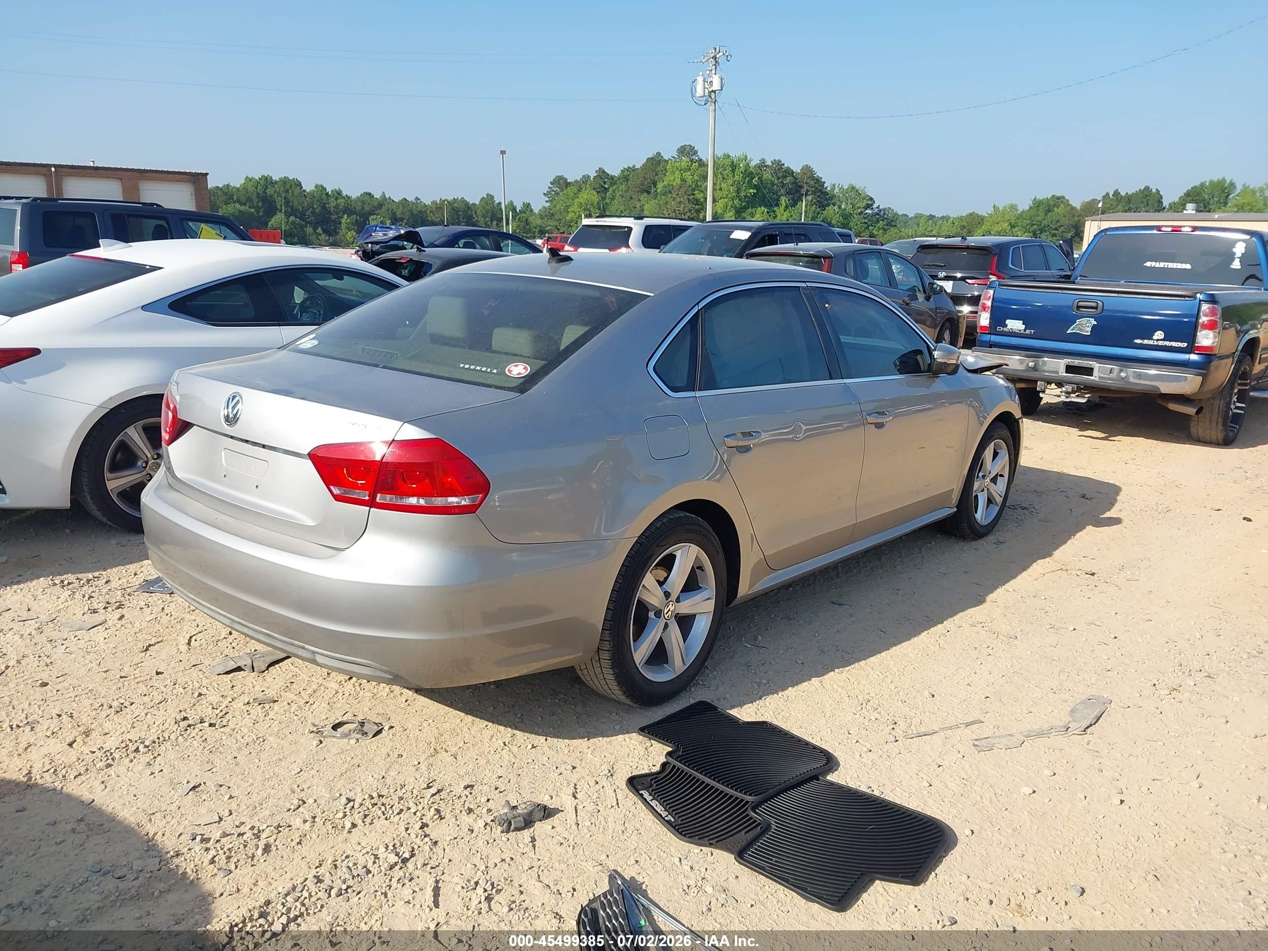 2014 Volkswagen Passat 1.8t Se Silver vin: 1VWBS7A31EC050963