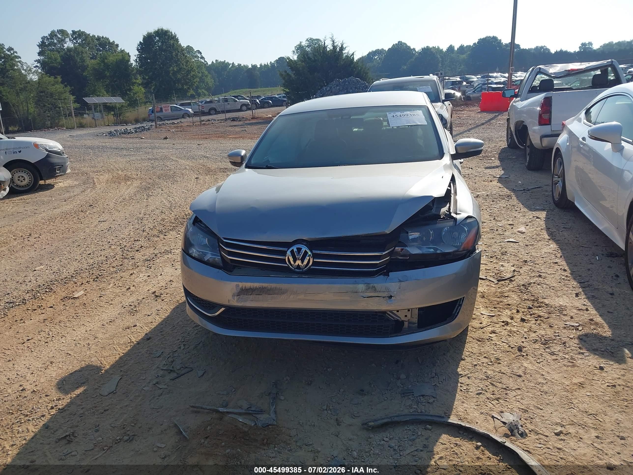 2014 Volkswagen Passat 1.8t Se Silver vin: 1VWBS7A31EC050963