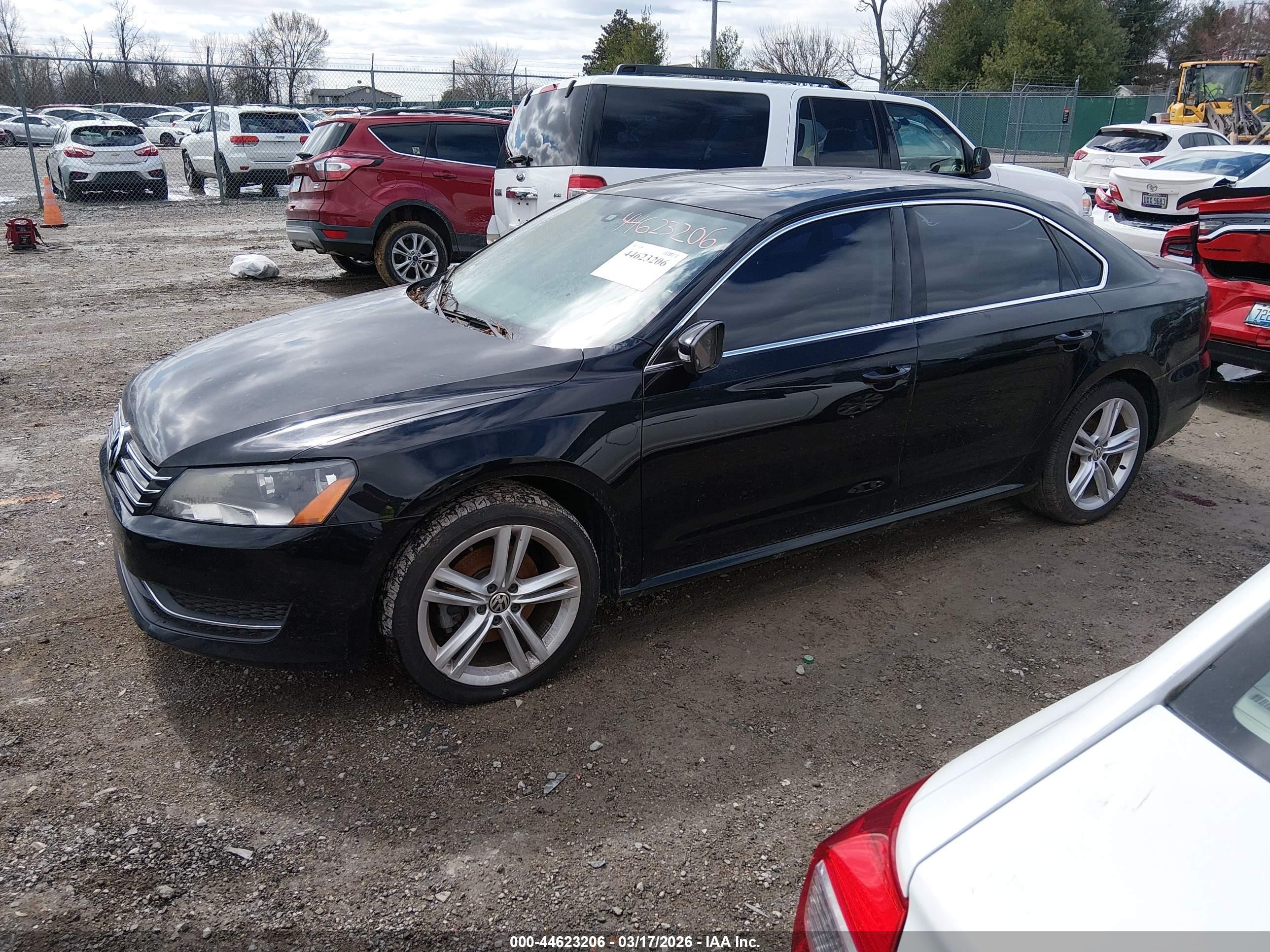 2014 Volkswagen Passat 1.8t Se Black vin: 1VWBS7A31EC069075