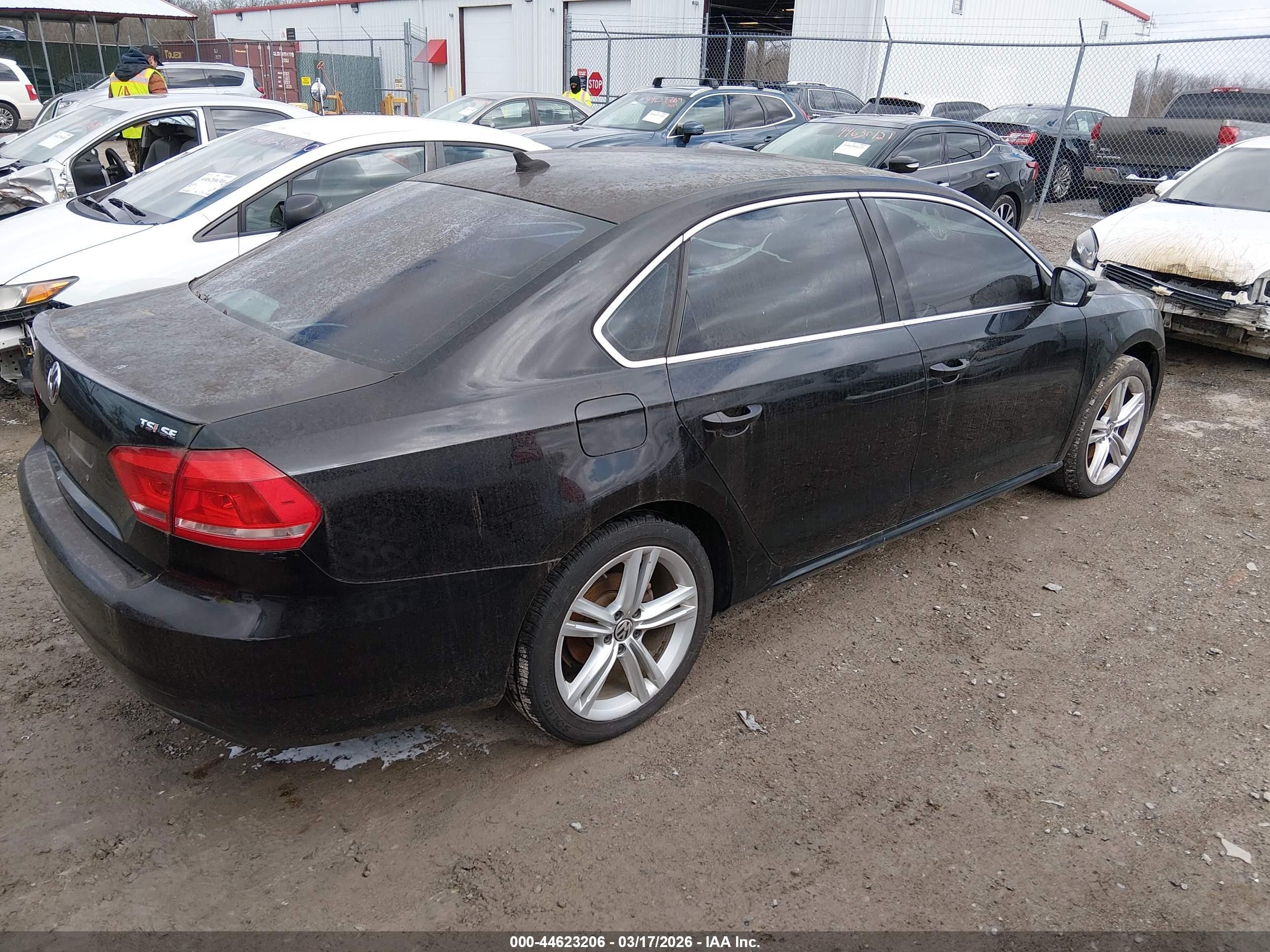 2014 Volkswagen Passat 1.8t Se Black vin: 1VWBS7A31EC069075