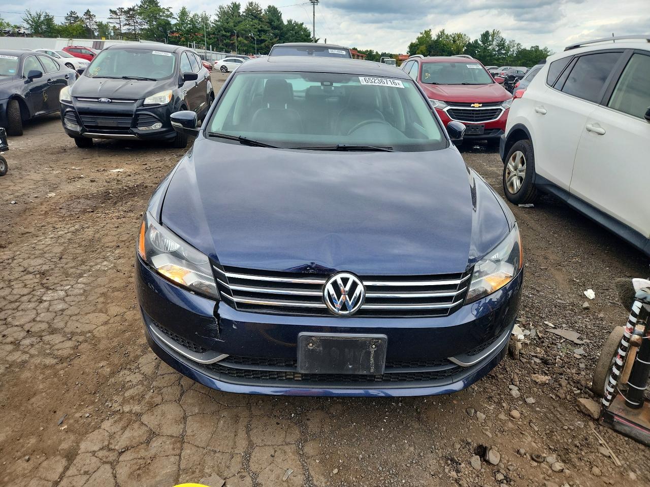 2014 Volkswagen Passat Se Blue vin: 1VWBS7A31EC070842