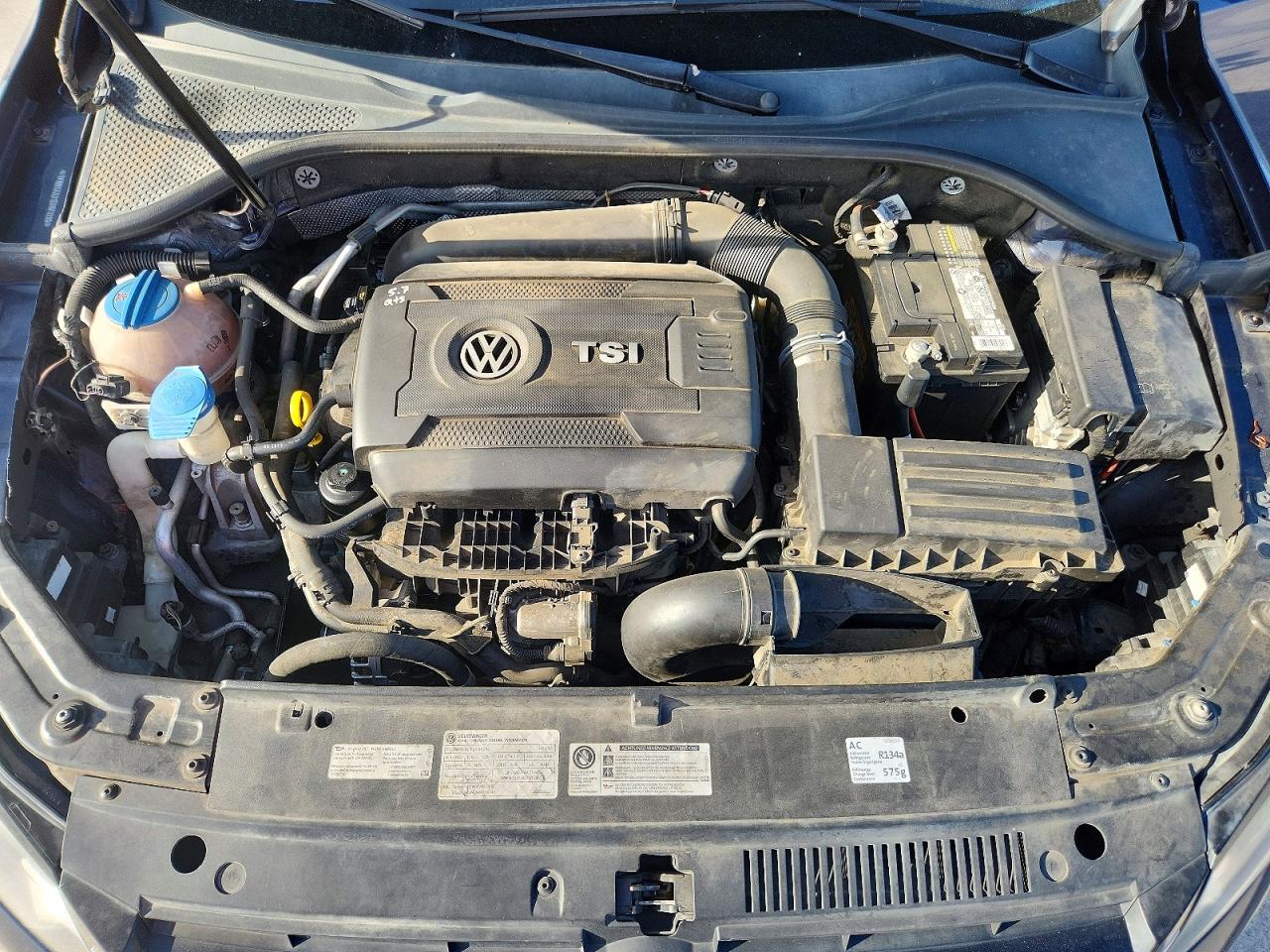 2014 Volkswagen Passat Se Blue vin: 1VWBS7A31EC073286