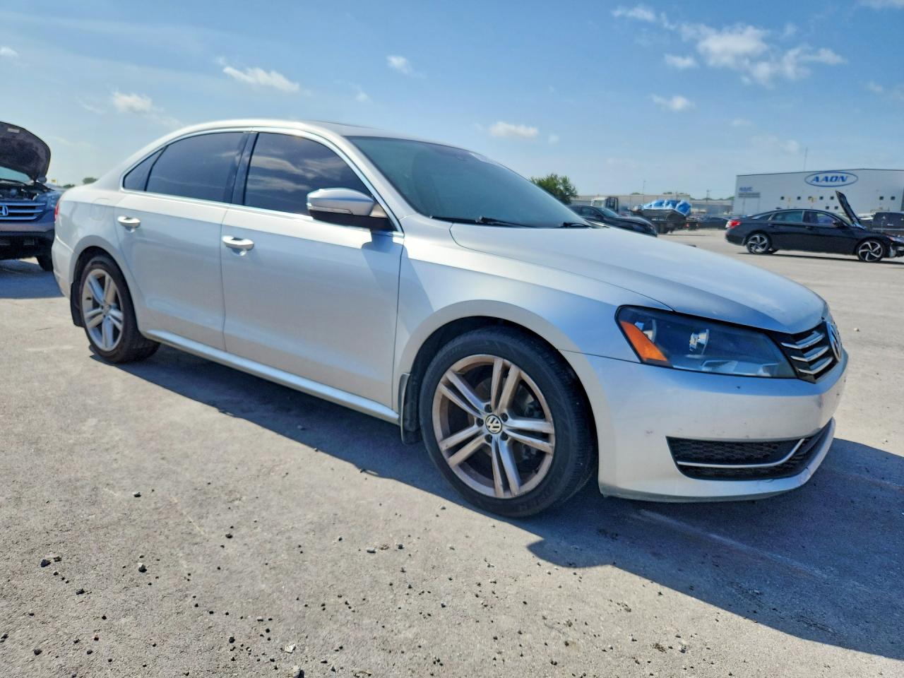2014 Volkswagen Passat Se Silver vin: 1VWBS7A31EC108750