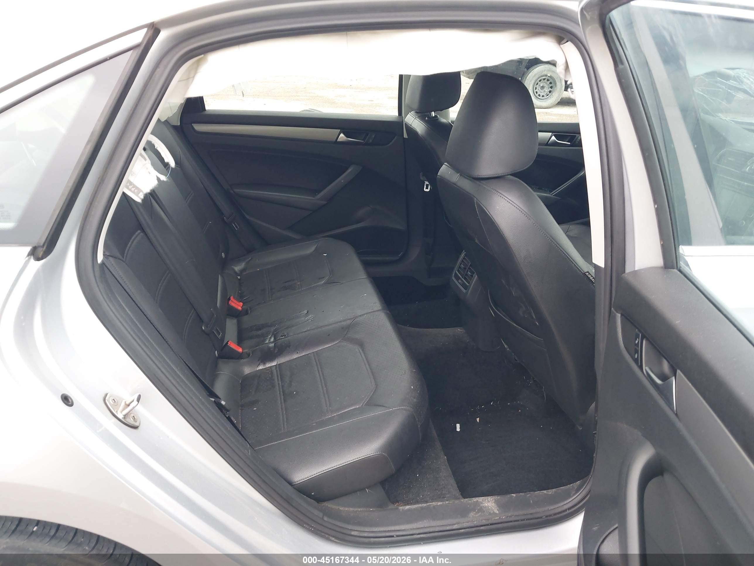 2015 Volkswagen Passat 1.8t Se Silver vin: 1VWBS7A31FC032853