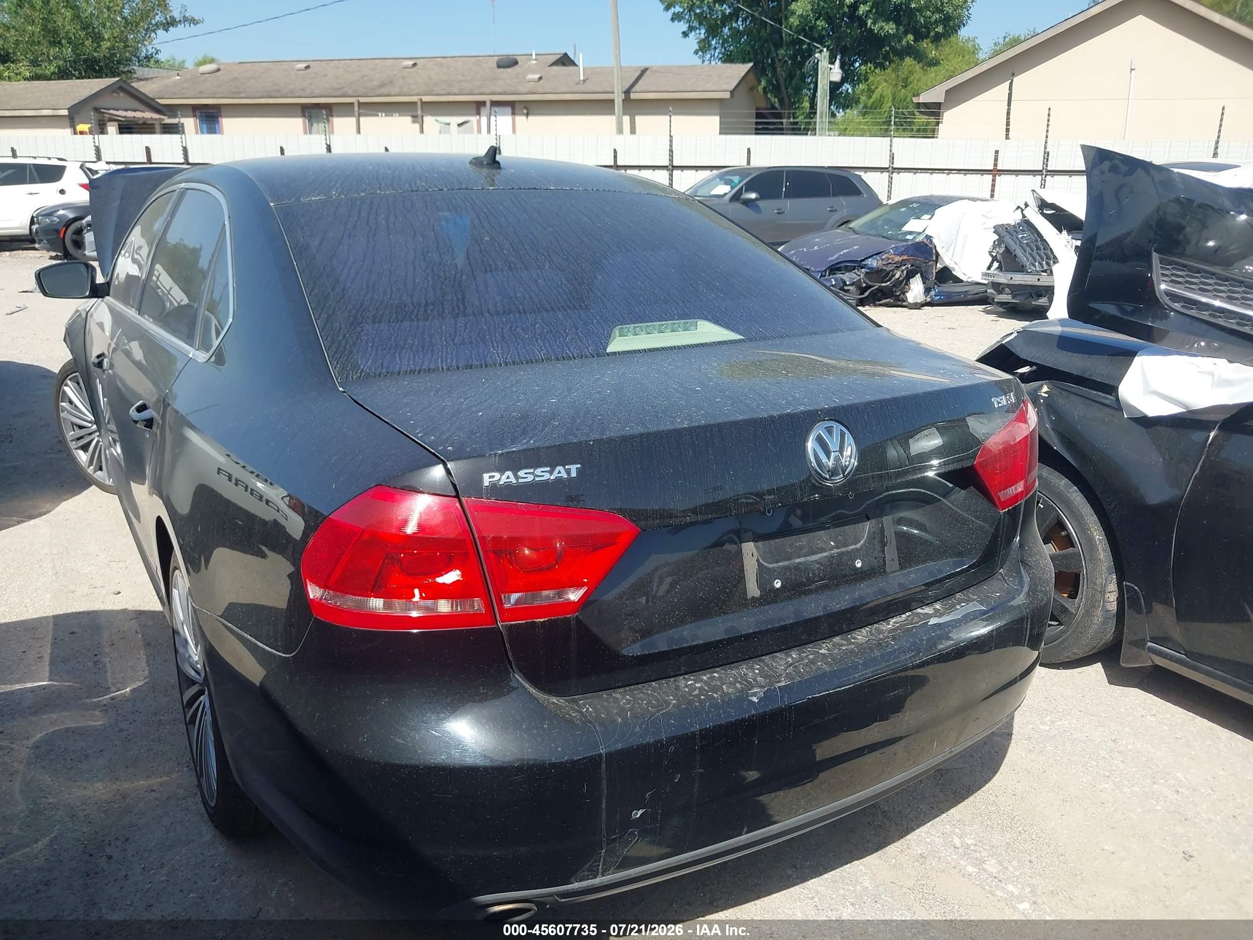 2015 Volkswagen Passat 1.8t Se Black vin: 1VWBS7A31FC035266