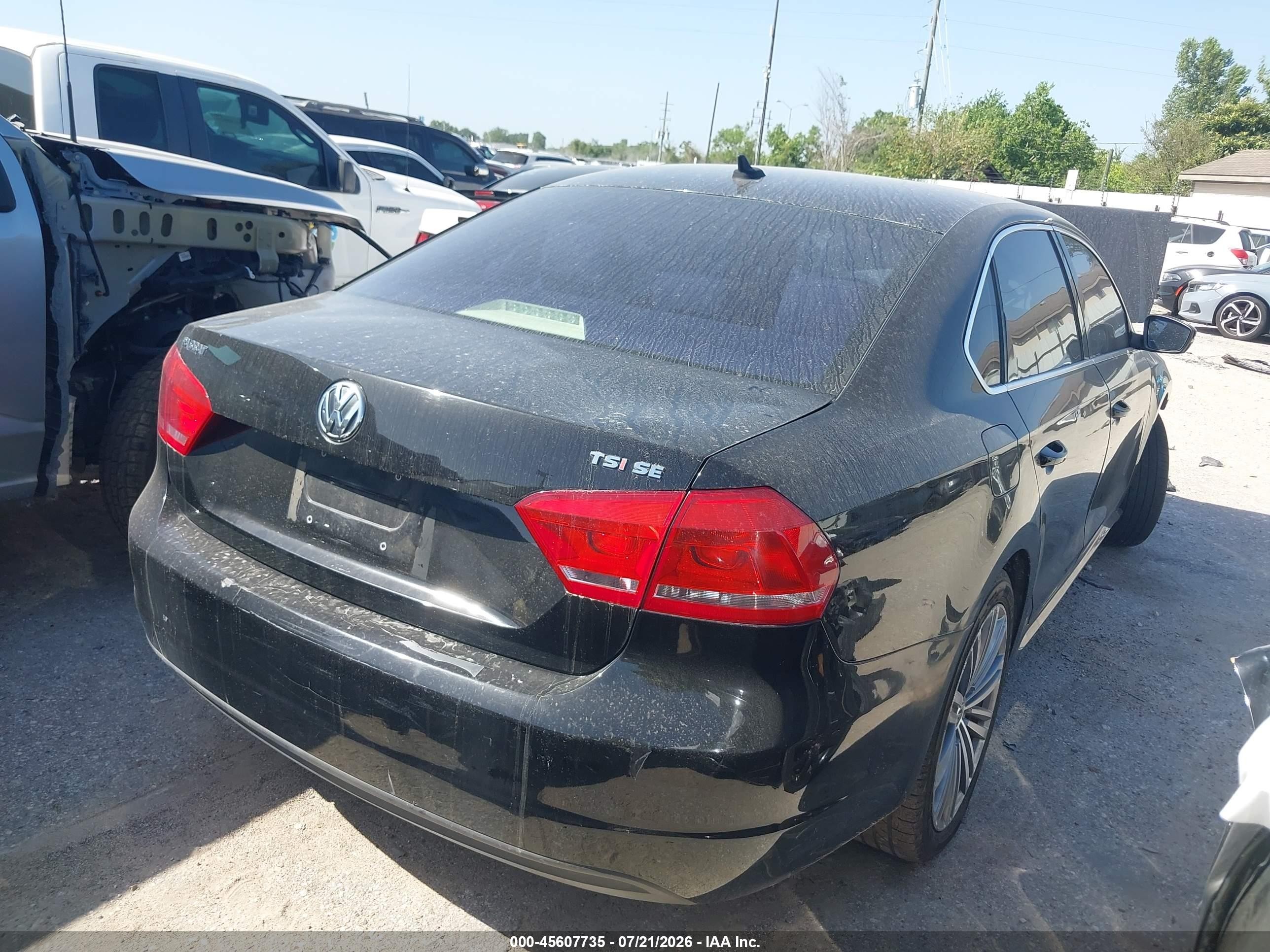2015 Volkswagen Passat 1.8t Se Black vin: 1VWBS7A31FC035266