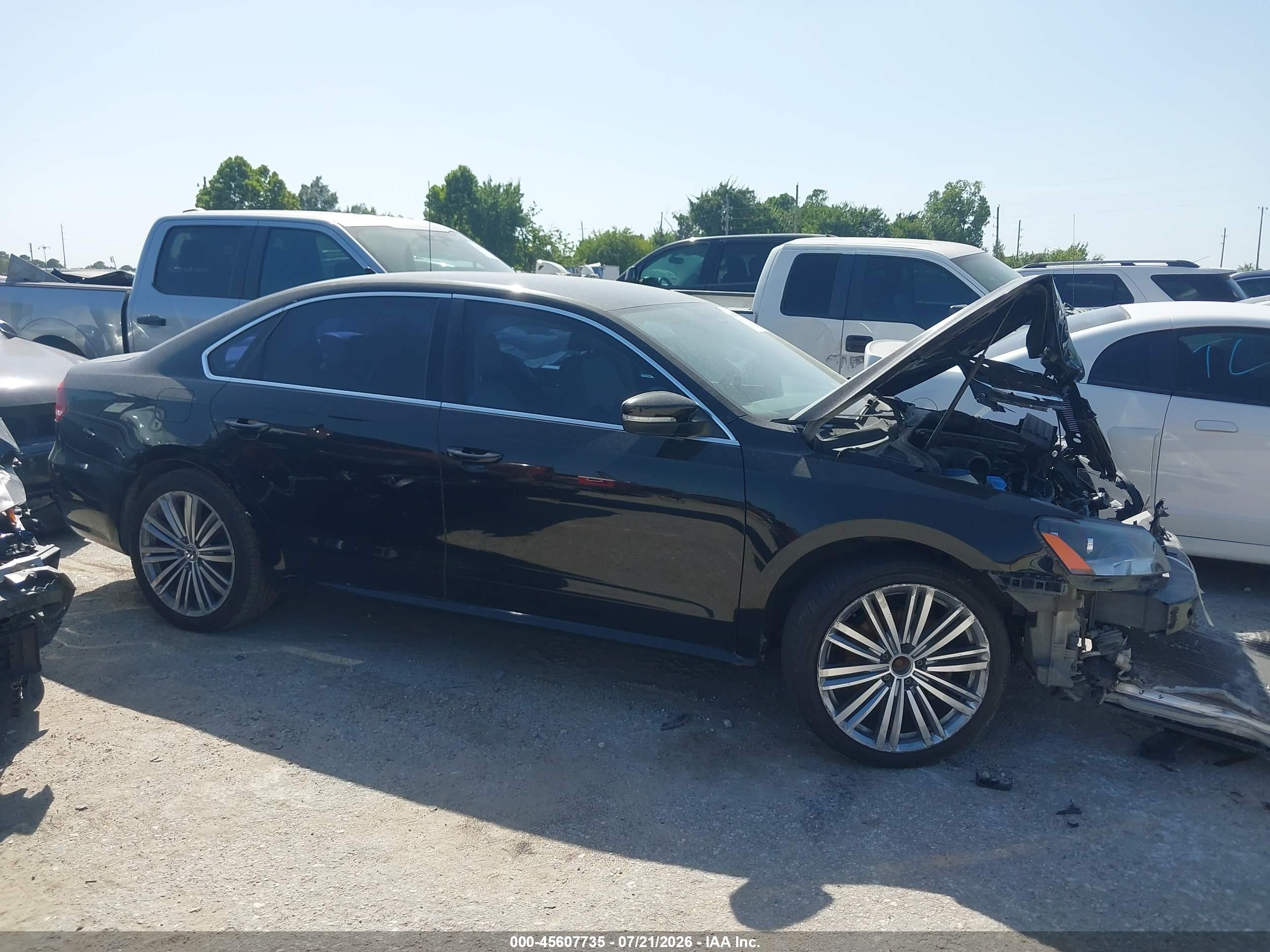 2015 Volkswagen Passat 1.8t Se Black vin: 1VWBS7A31FC035266