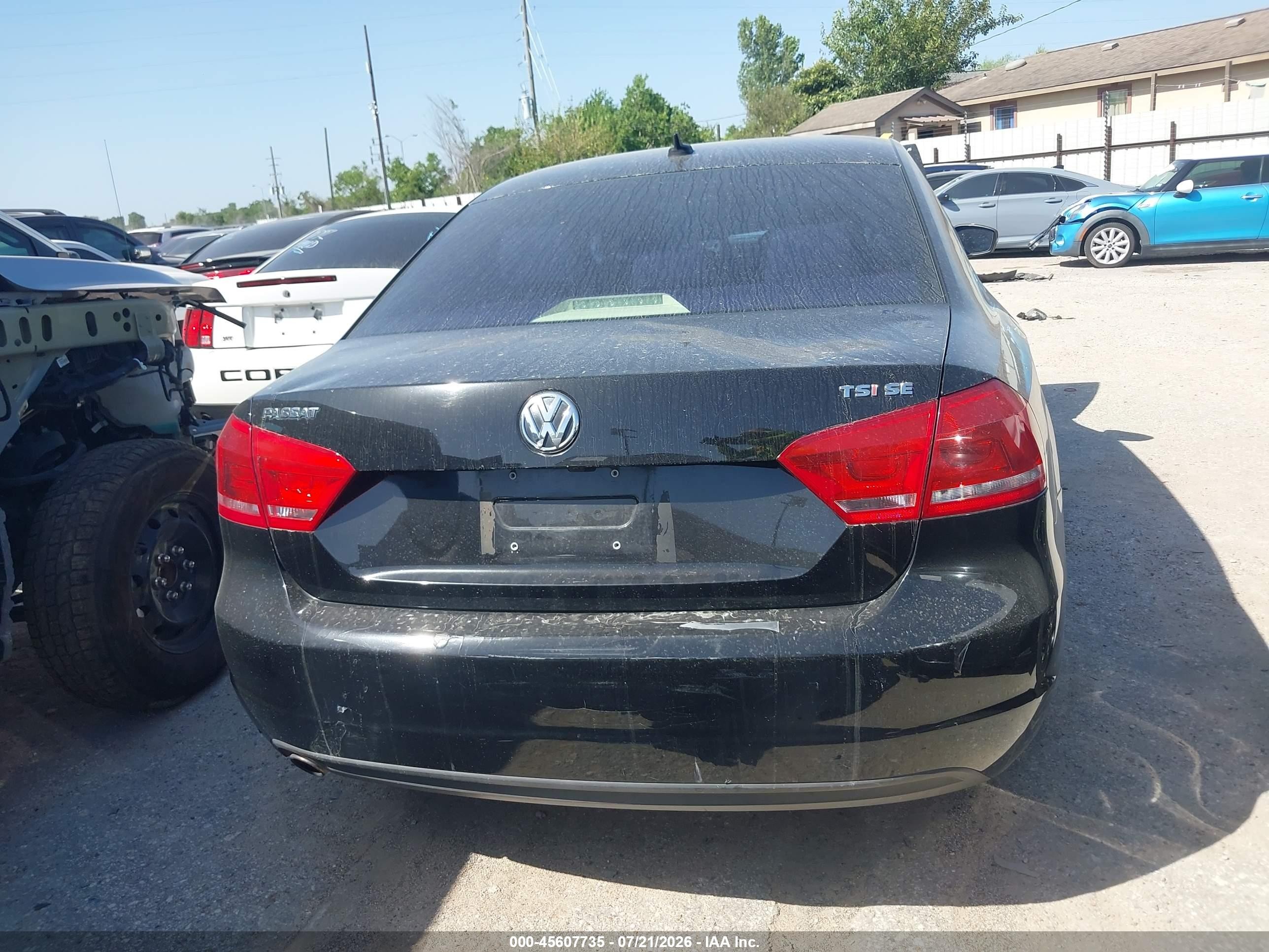 2015 Volkswagen Passat 1.8t Se Black vin: 1VWBS7A31FC035266