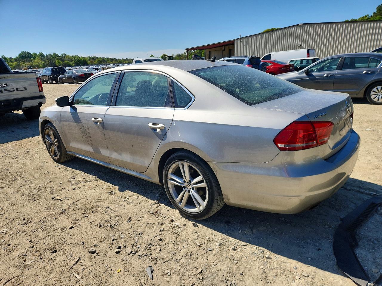 2014 Volkswagen Passat Se Gray vin: 1VWBS7A32EC046582