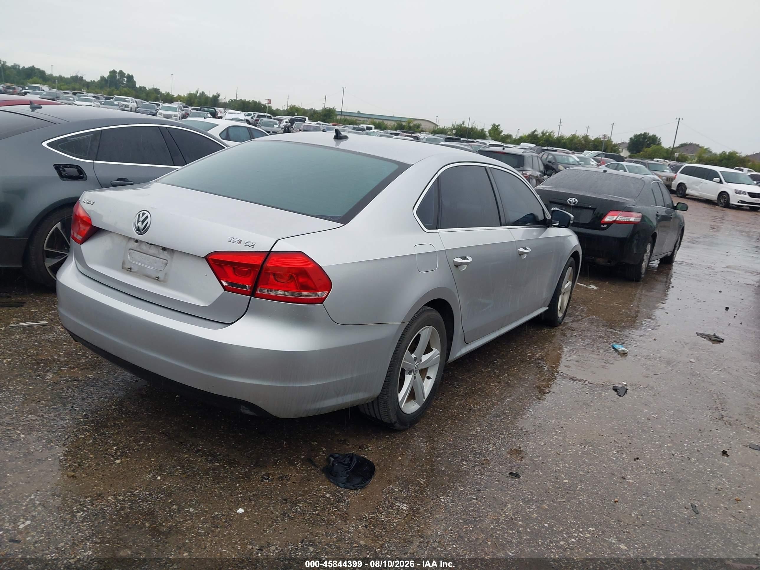 2014 Volkswagen Passat 1.8t Se Silver vin: 1VWBS7A32EC121104